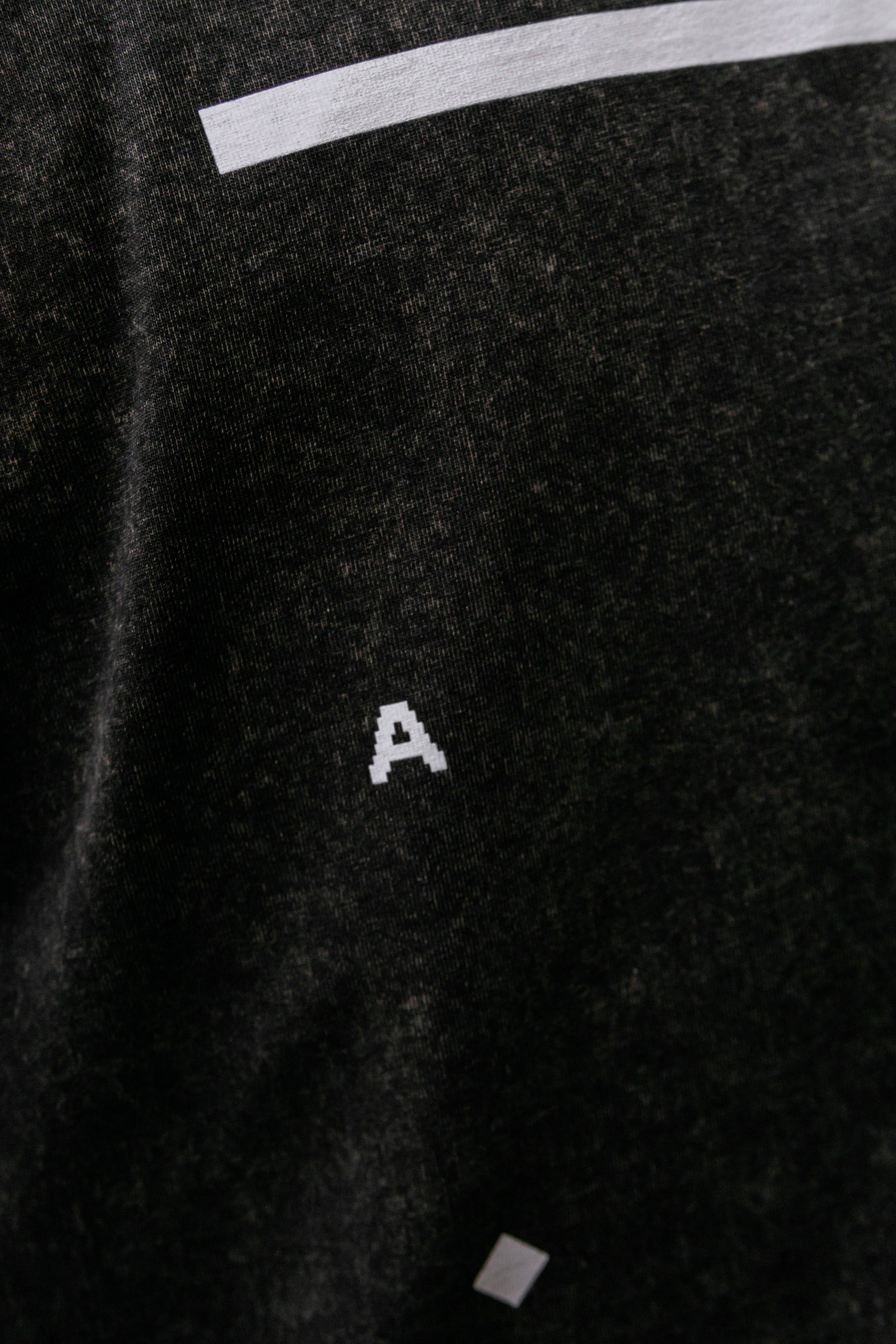 Съемка мерча БЛТ* Semiotica в городе. Фотограф-анималист Ксения Воробьева, Москва