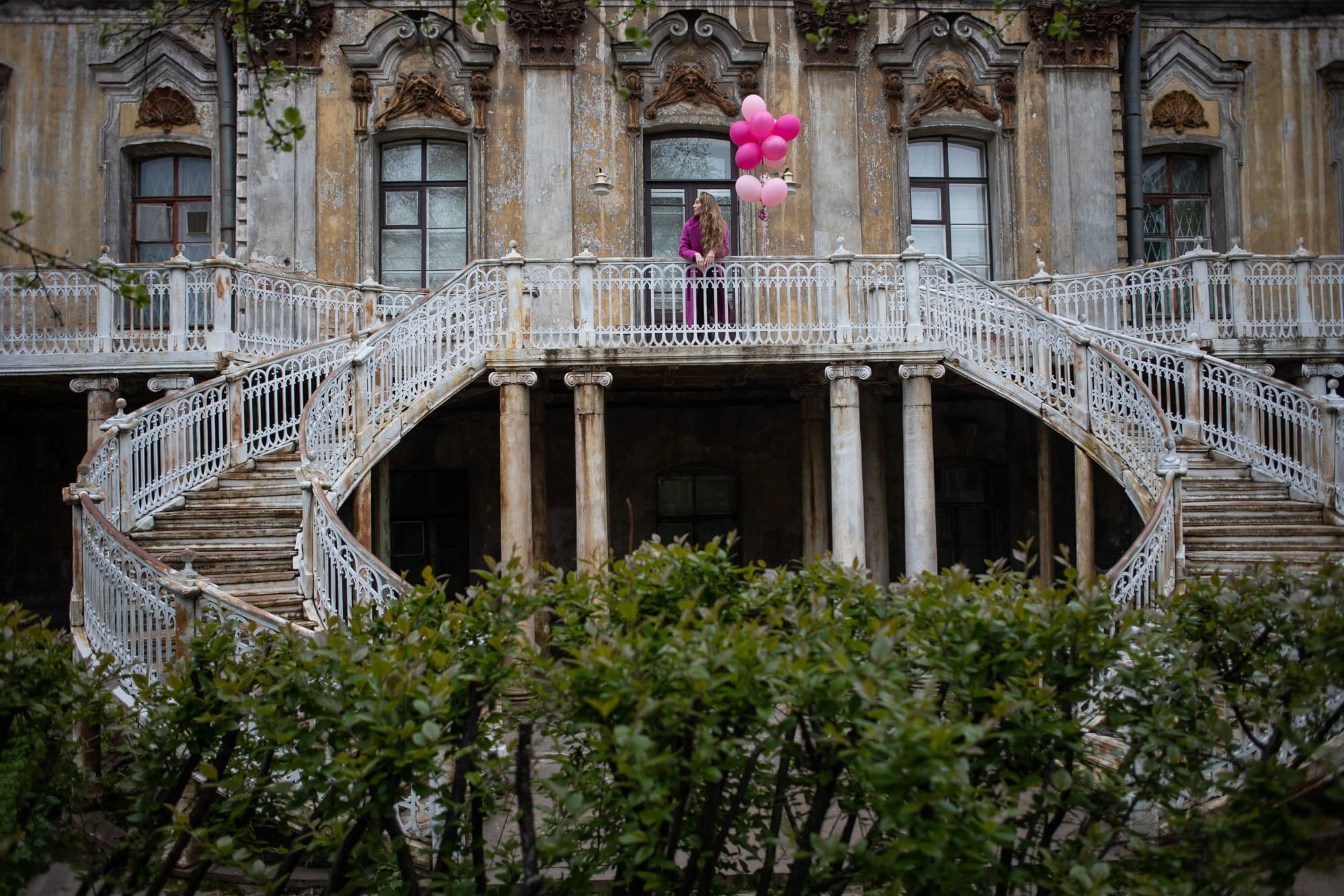 Фотосессия особняк Петербурга. Юлия Лисняк, контент-фотограф в Санкт-Петербурге