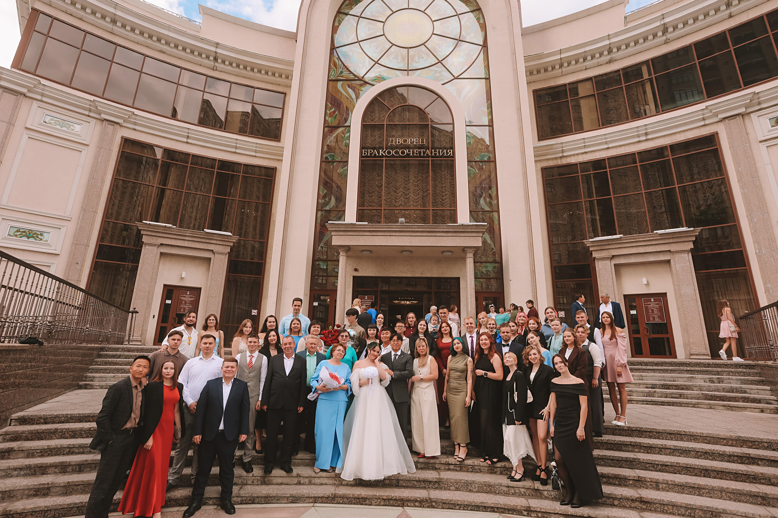 Айвазовский и парк дружбы народов. Семейный фотограф Тюмень, фотограф на роды Салмина Мария