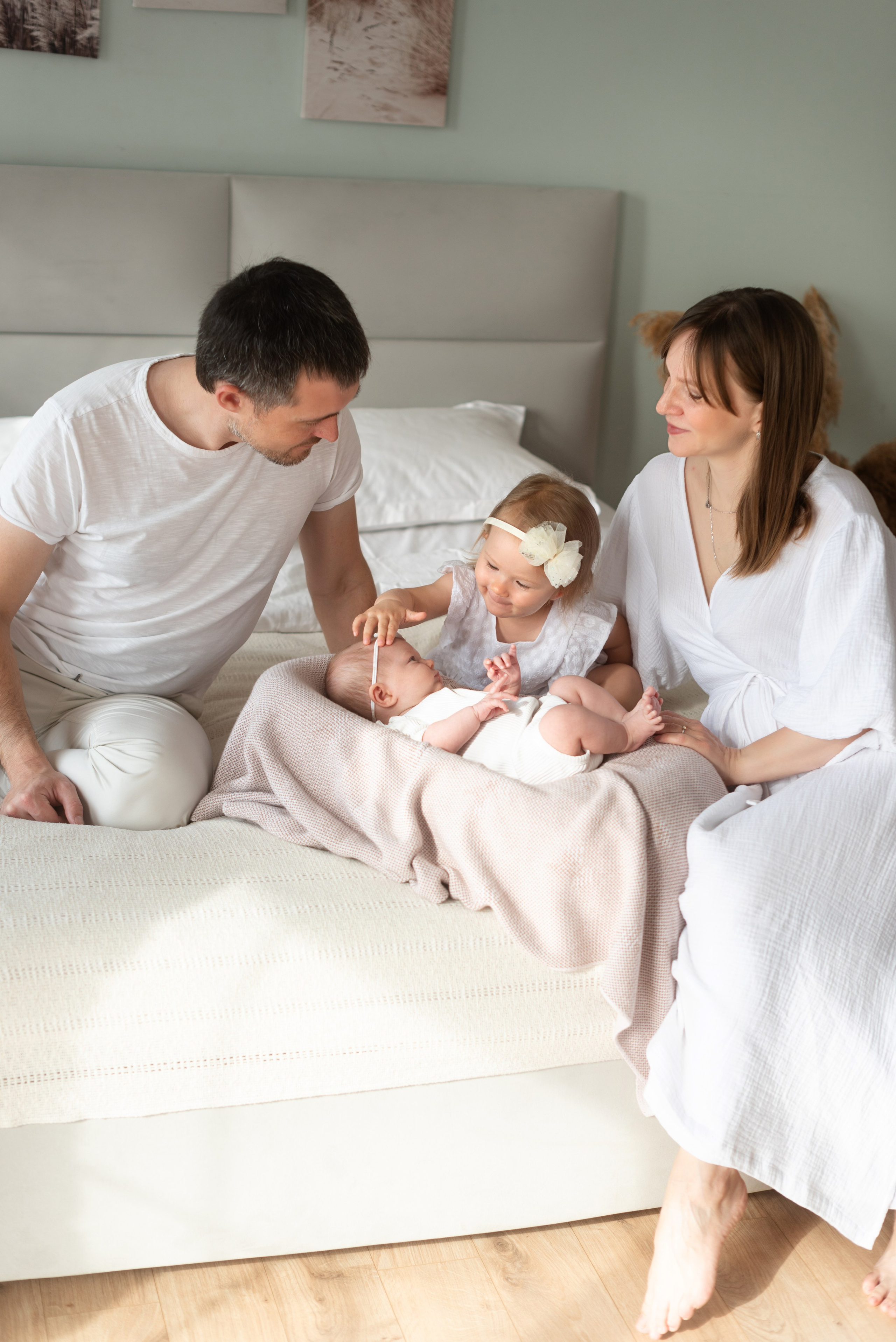 Сестренки. Фотограф новорожденных Елена Панова