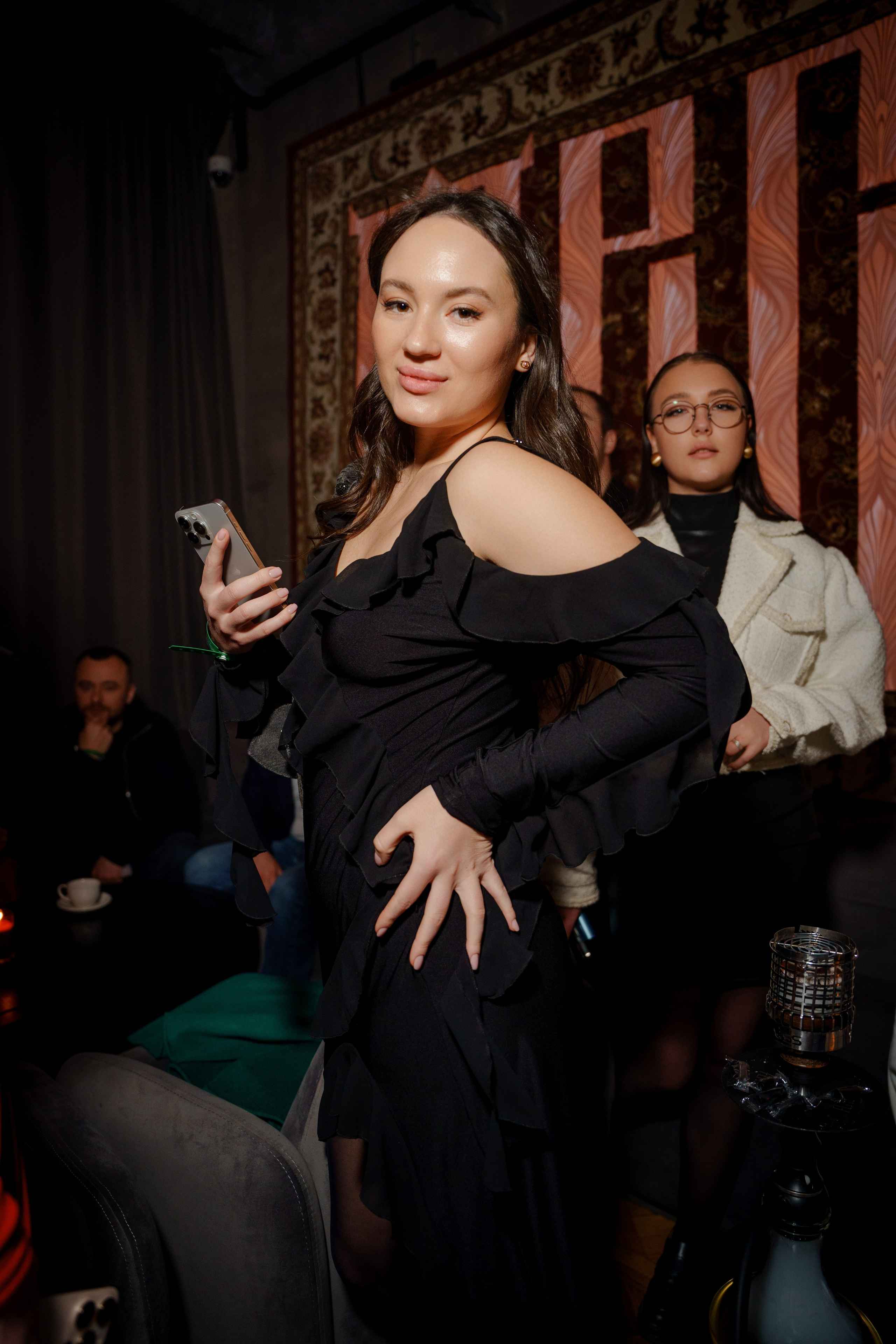 Вечеринка OSNOVATELI.LIVE репортажный фотограф Саша Дружинина. Репортажный фотограф в Москве Саша Дружинина