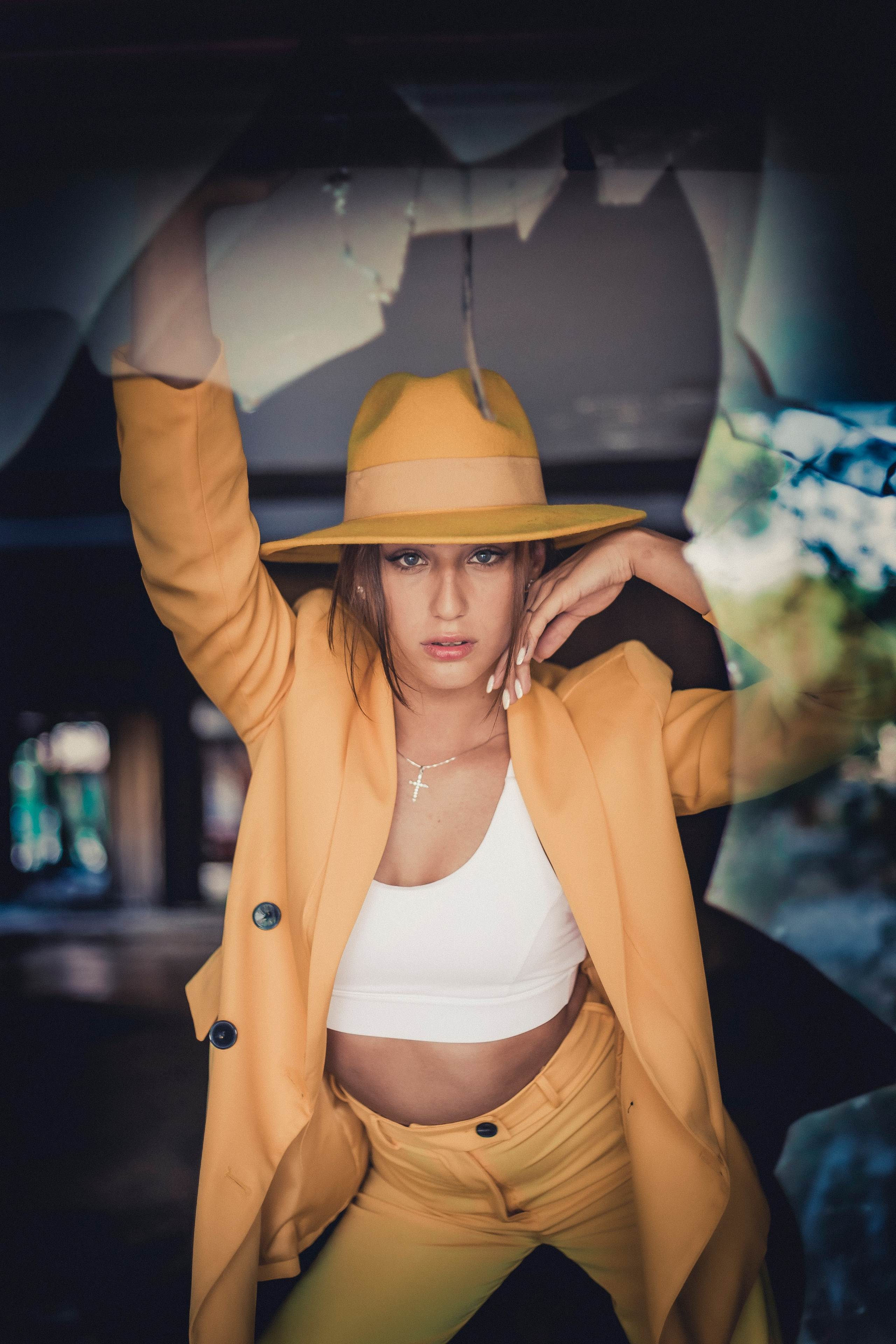 Индивидуальная фотосессия в заброшенном отеле в Кемере. Профессиональный фотограф в Турции Анталии Кемере Сиде Белеке Алании