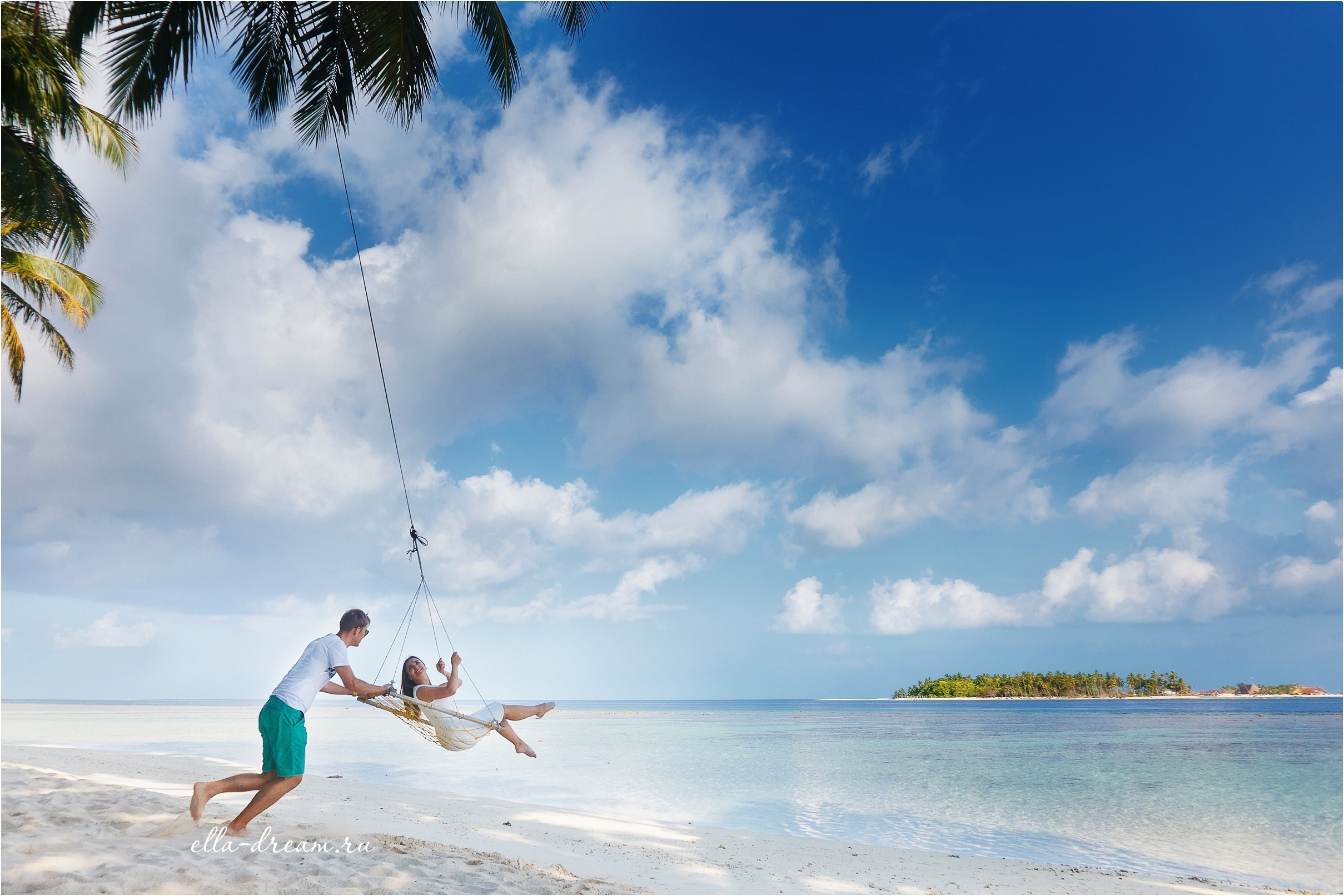 Фотосессия двух влюбленных на райских Мальдивских островах. Семейный и свадебный фотограф в Москве Пушкино Элеонора Янбухтина
