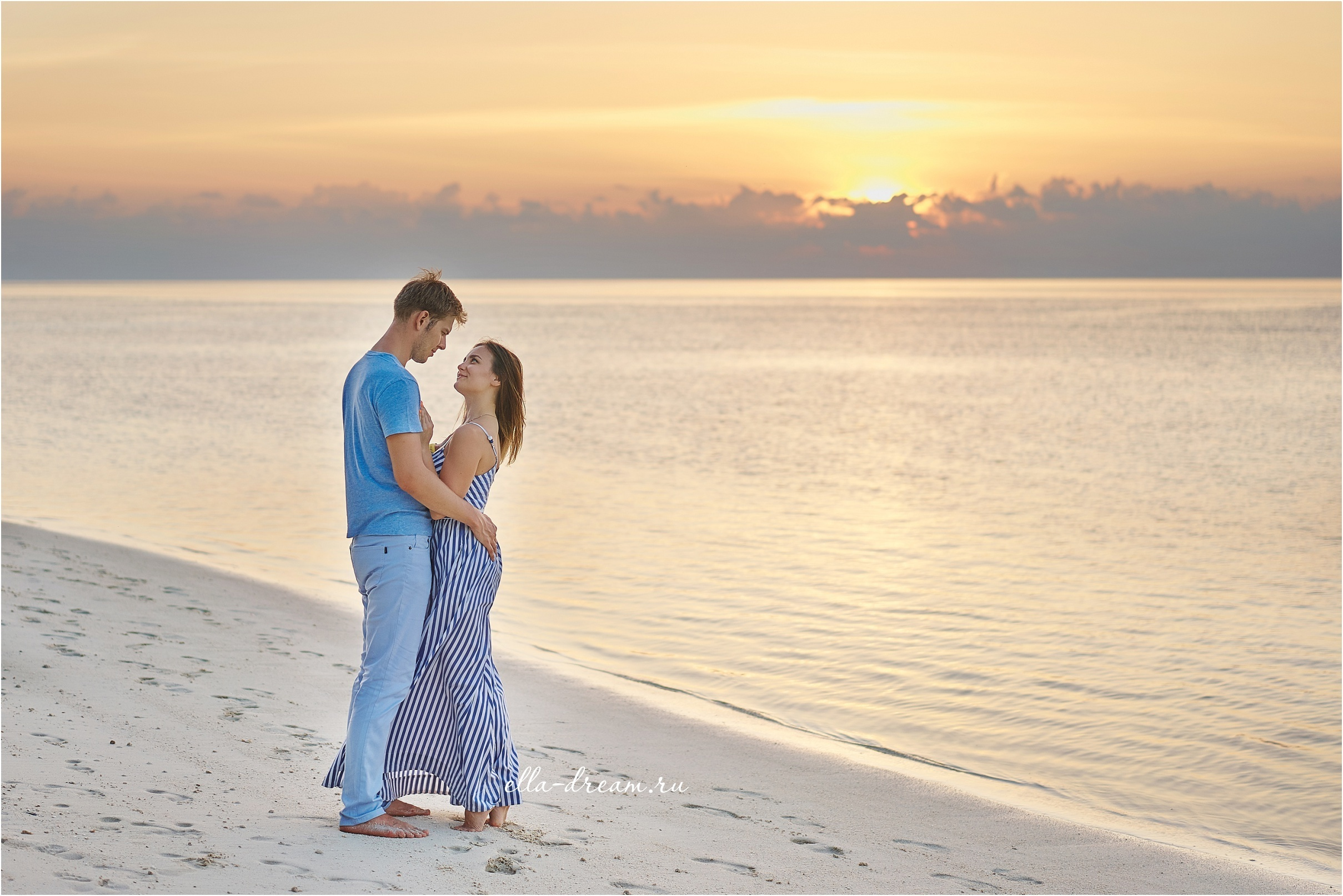 Фотосессия двух влюбленных на райских Мальдивских островах. Семейный и свадебный фотограф в Москве Пушкино Элеонора Янбухтина