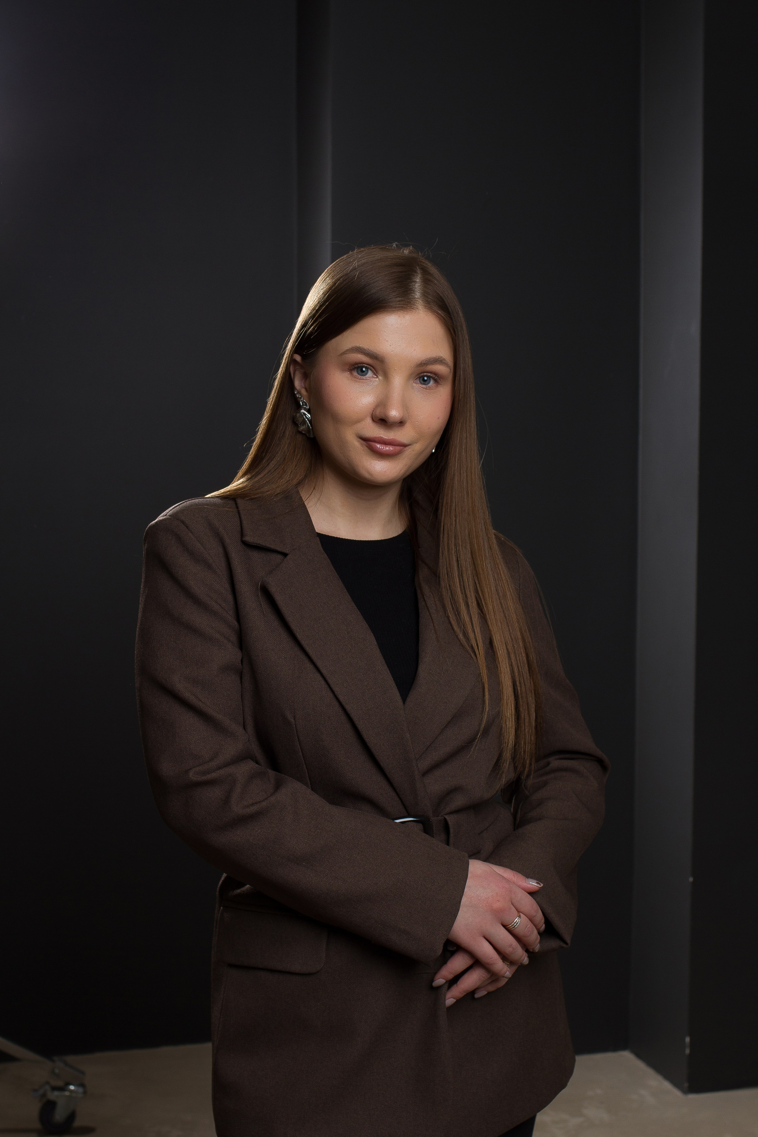 Е — ВЕБ ДИЗАЙНЕР. Фотограф Екатеринбург Елена Минина