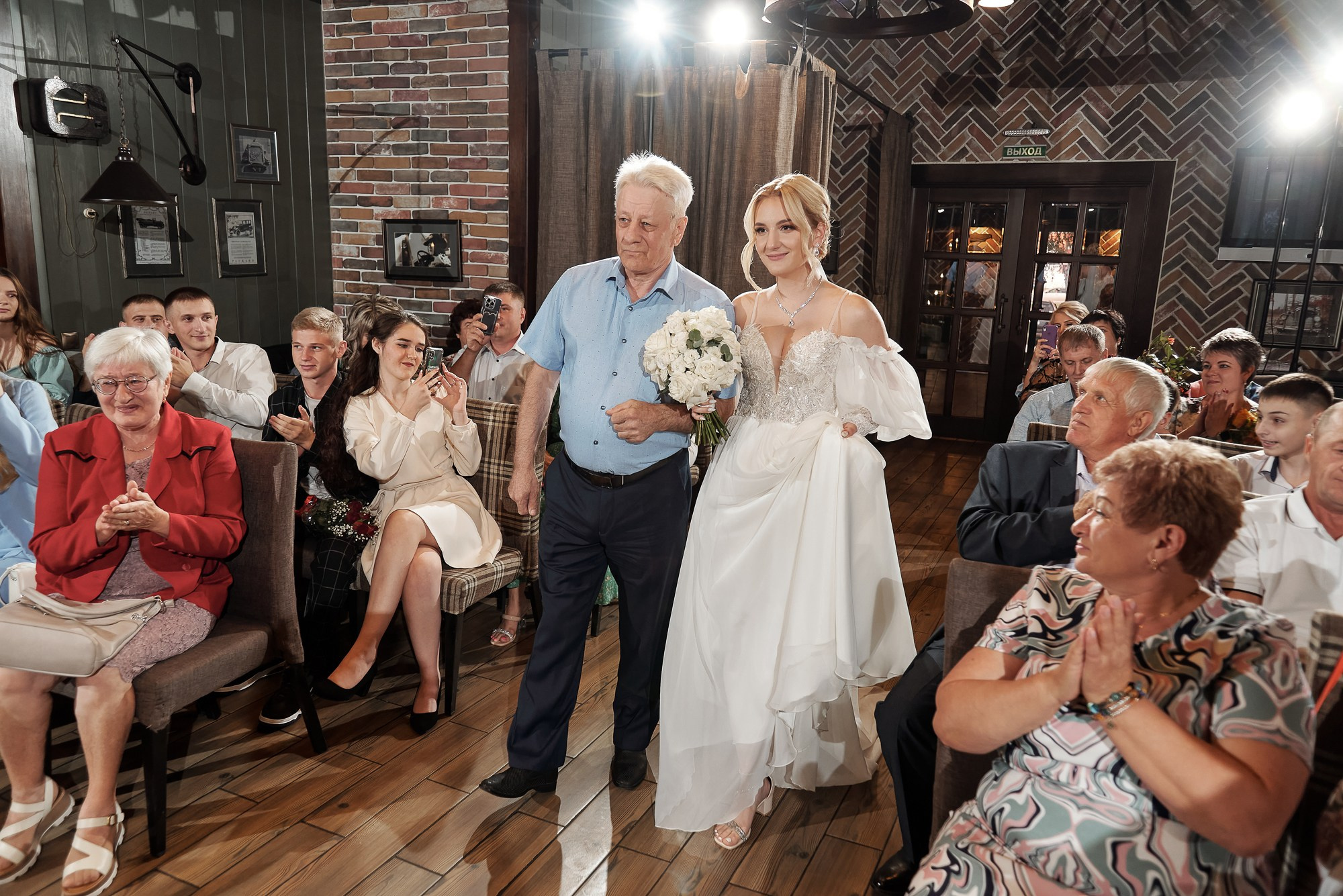 Ксения и Антон. Свадебный фотограф в Барнауле Дмитрий Медведев