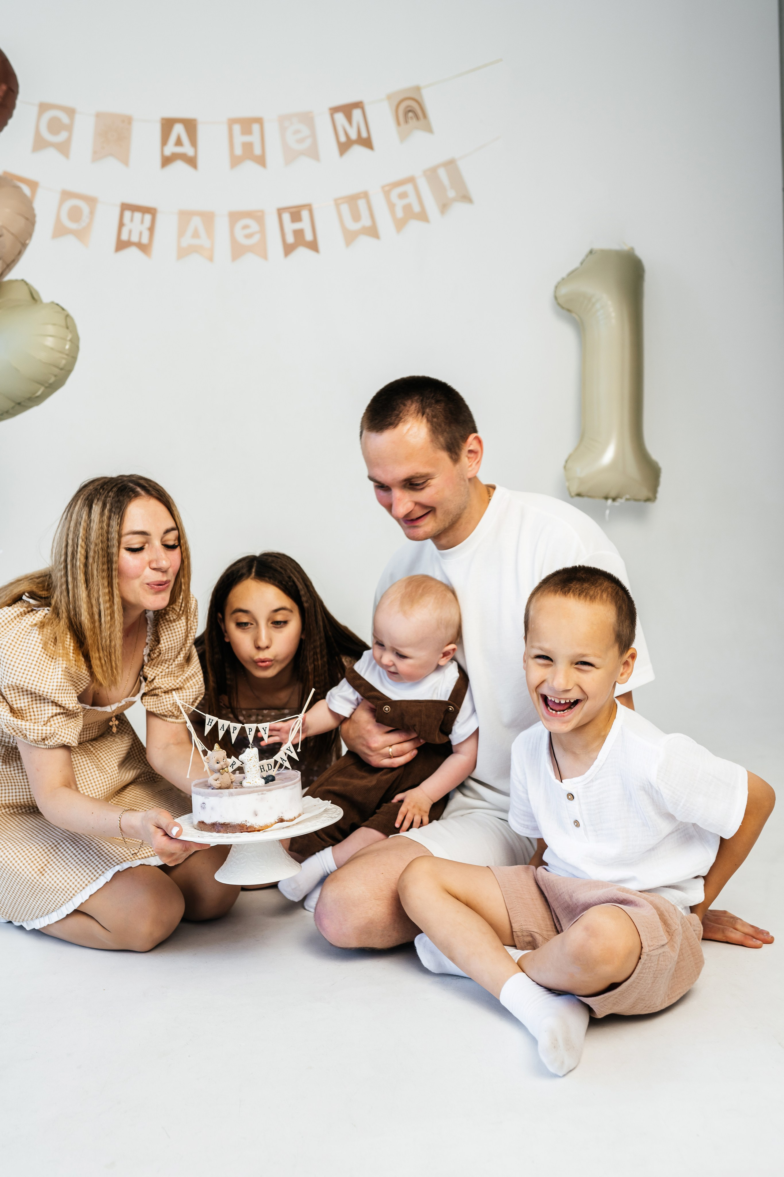 Фотосессия малышей годовасиков в Каменске-Шахтинском и Ростове. Фотограф в Каменске-Шахтинском Ольга Сагал