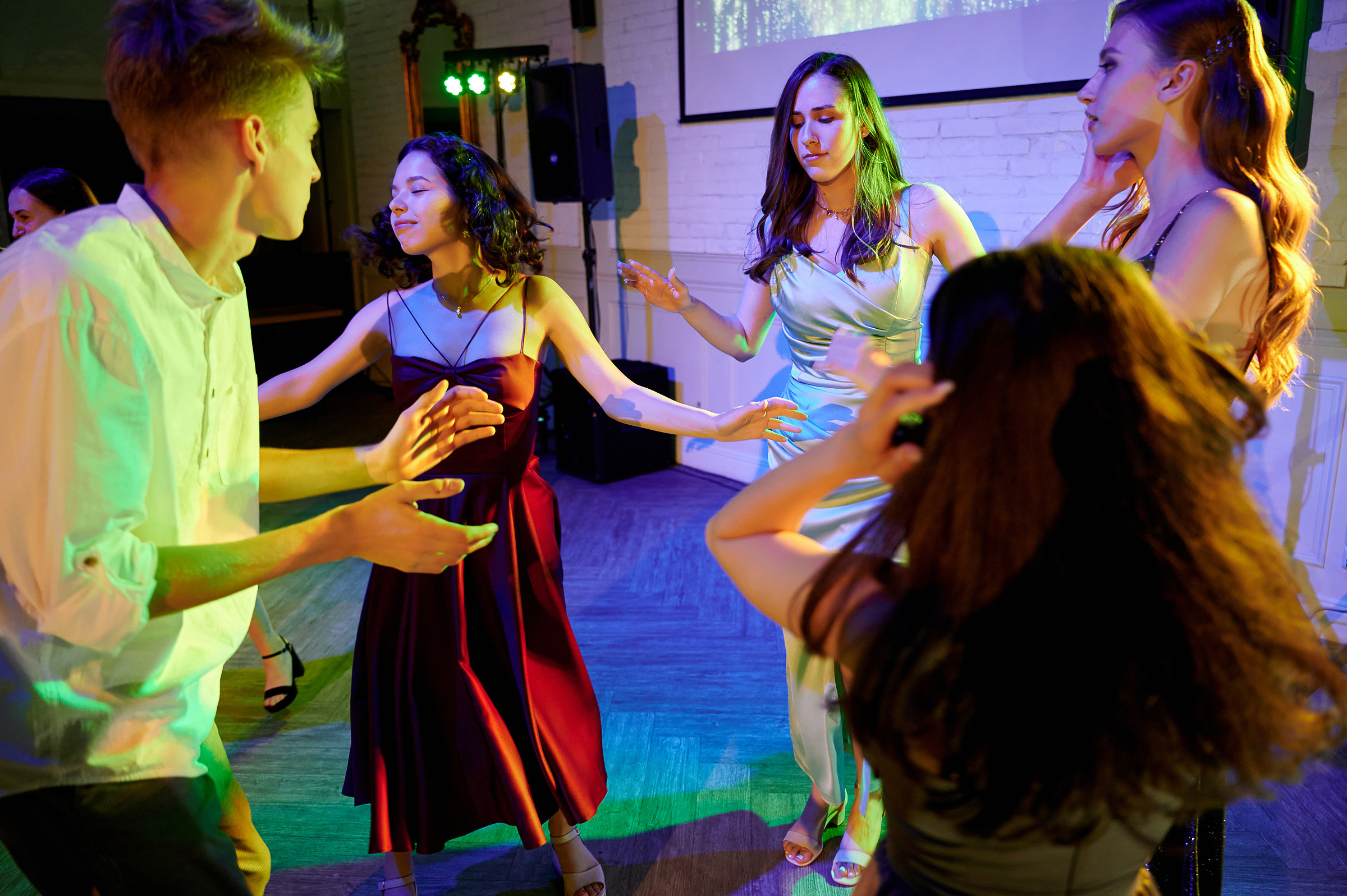 Выпускной ресторан Пастернак. Свадебный фотограф в Ростовe-на-Дону Анастасия Прутова