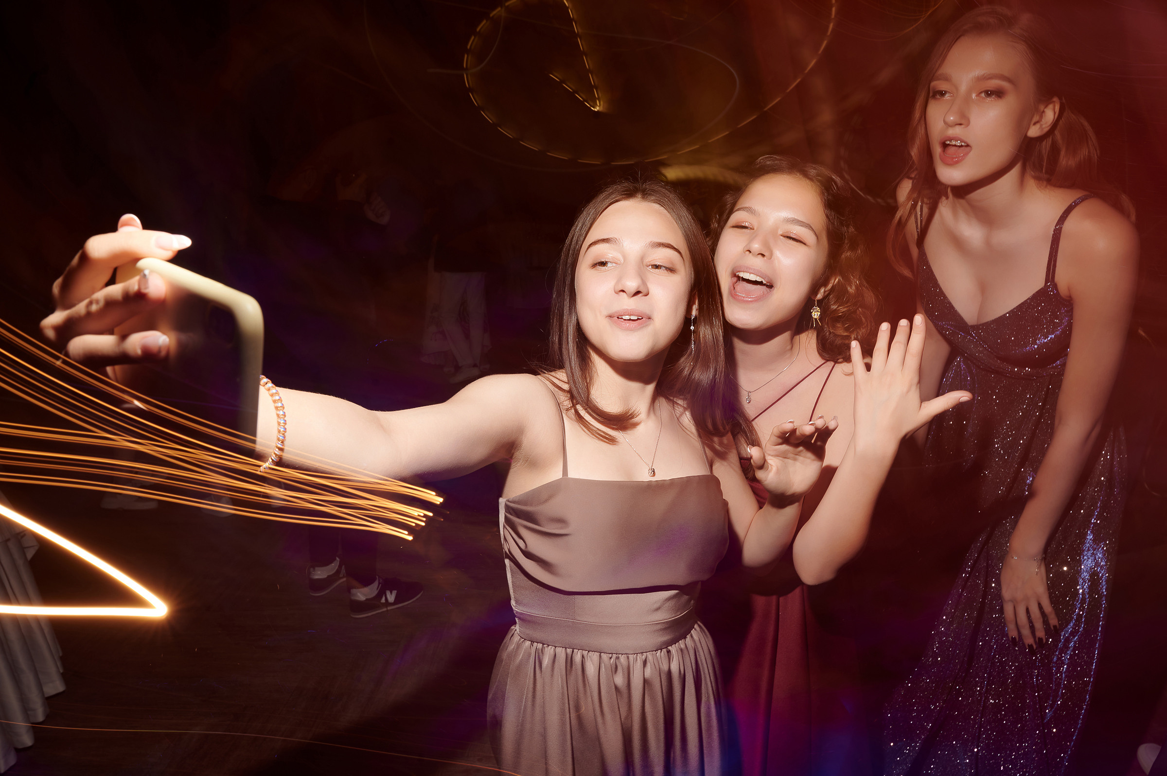 Выпускной ресторан Пастернак. Свадебный фотограф в Ростовe-на-Дону Анастасия Прутова