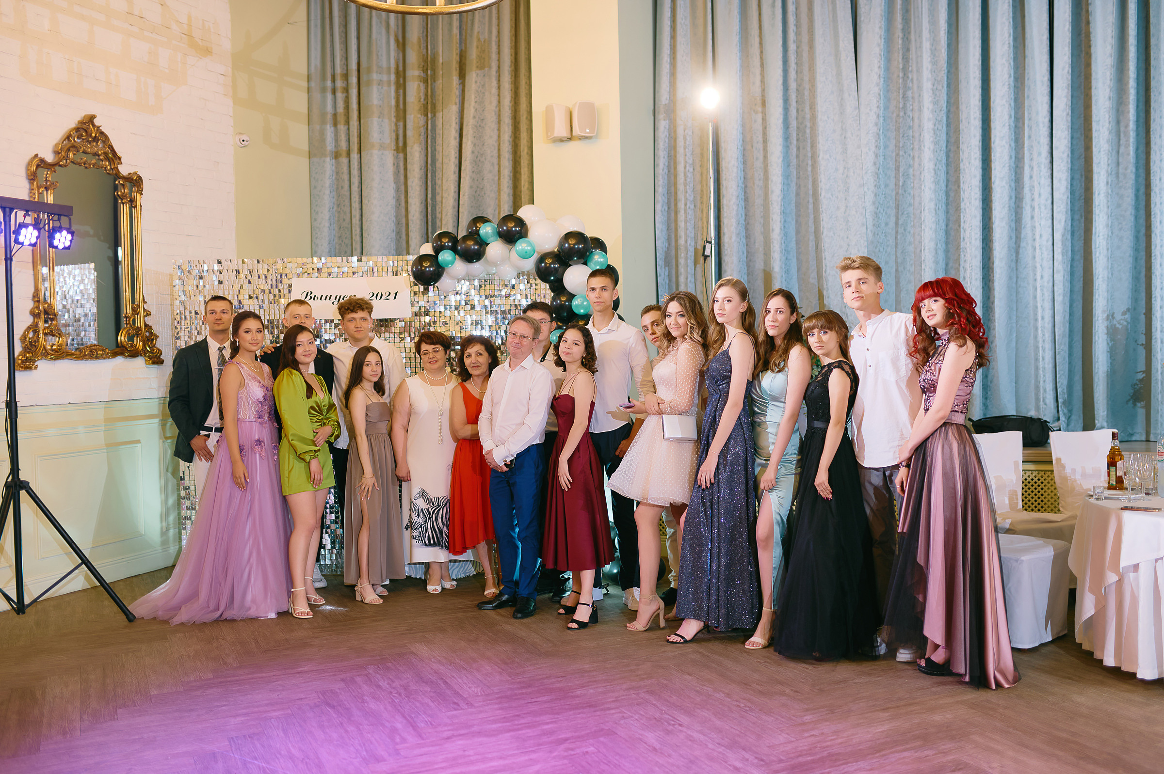 Выпускной ресторан Пастернак. Свадебный фотограф в Ростовe-на-Дону Анастасия Прутова