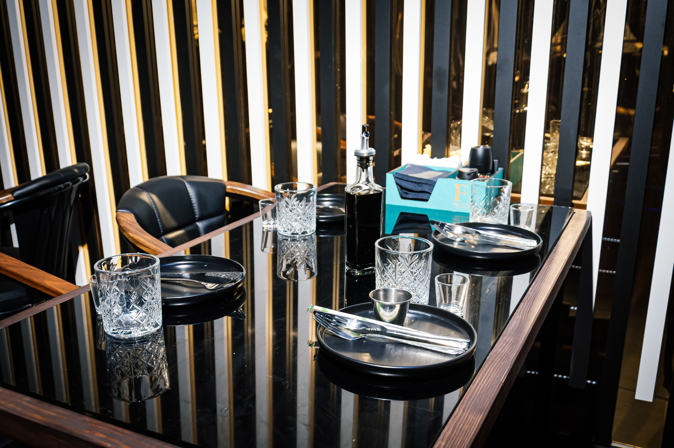 FreeZone night Club. Ларина Иванна фотограф в Донецке