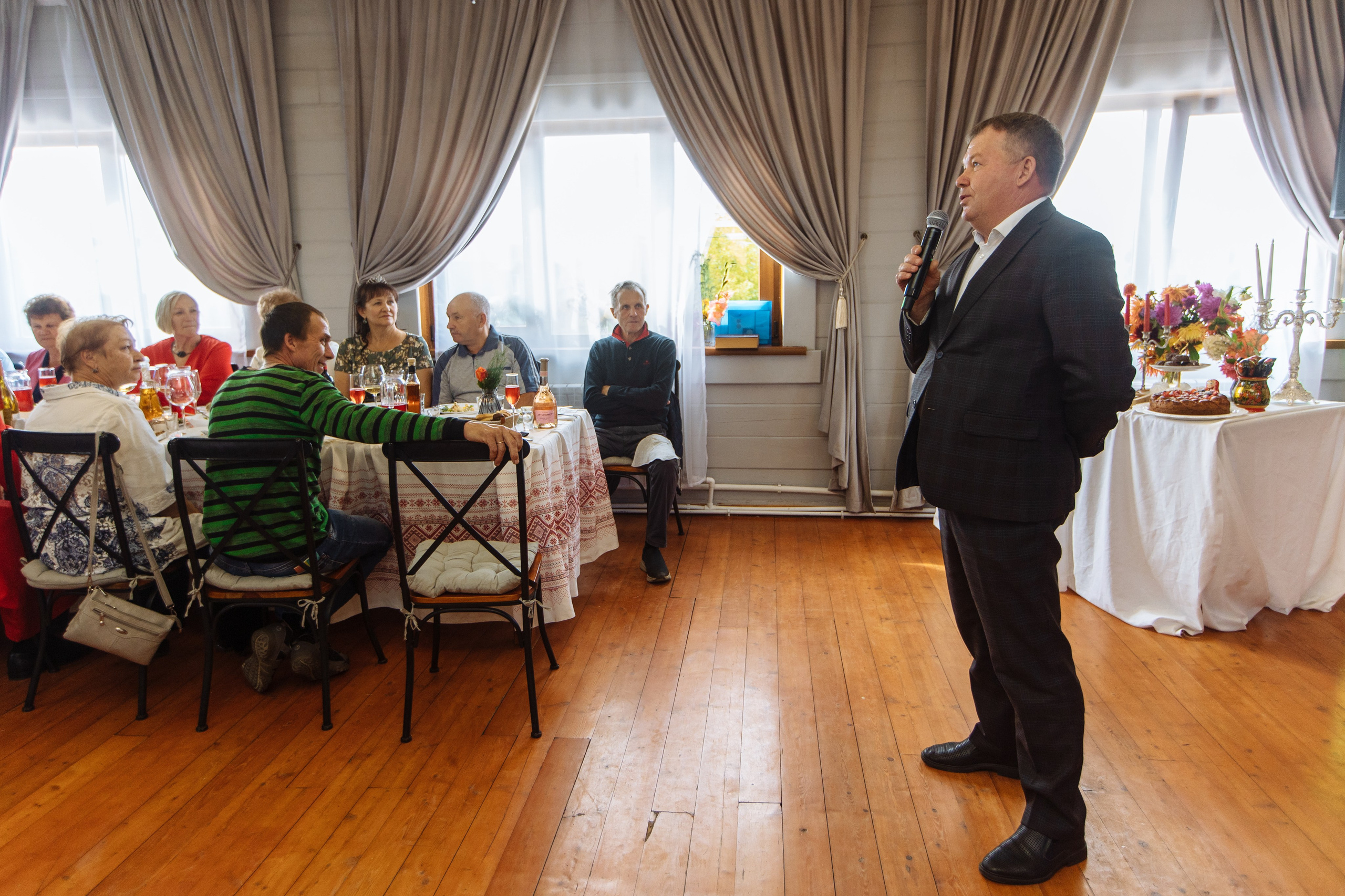 «Иван Васильевич меняет профессию» Юбилей. Свадебный и семейный фотограф в Улан-Удэ