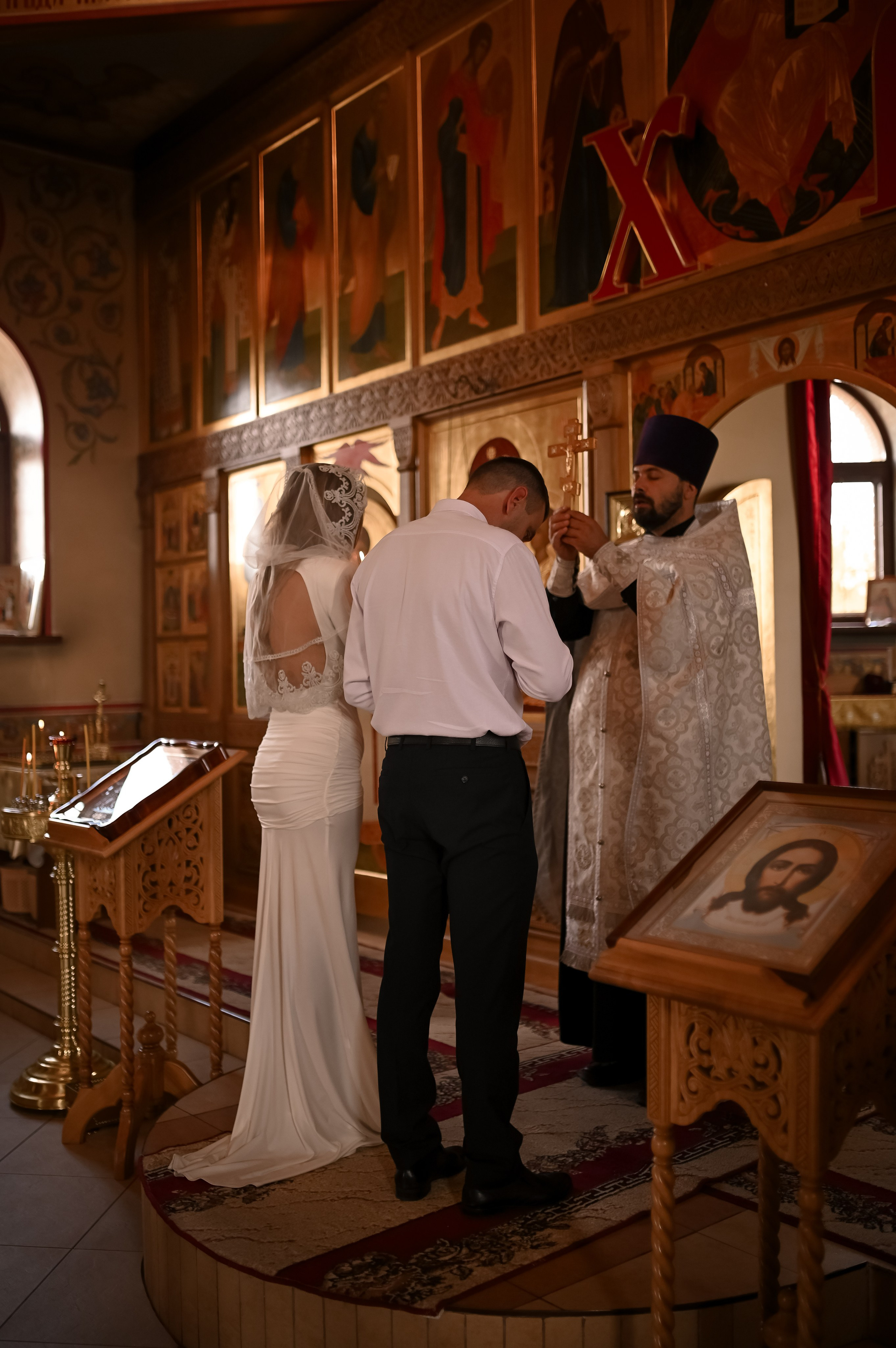 Таинство Венчания. Твой личный проводник к красивым фотографиям в Старом Осколе