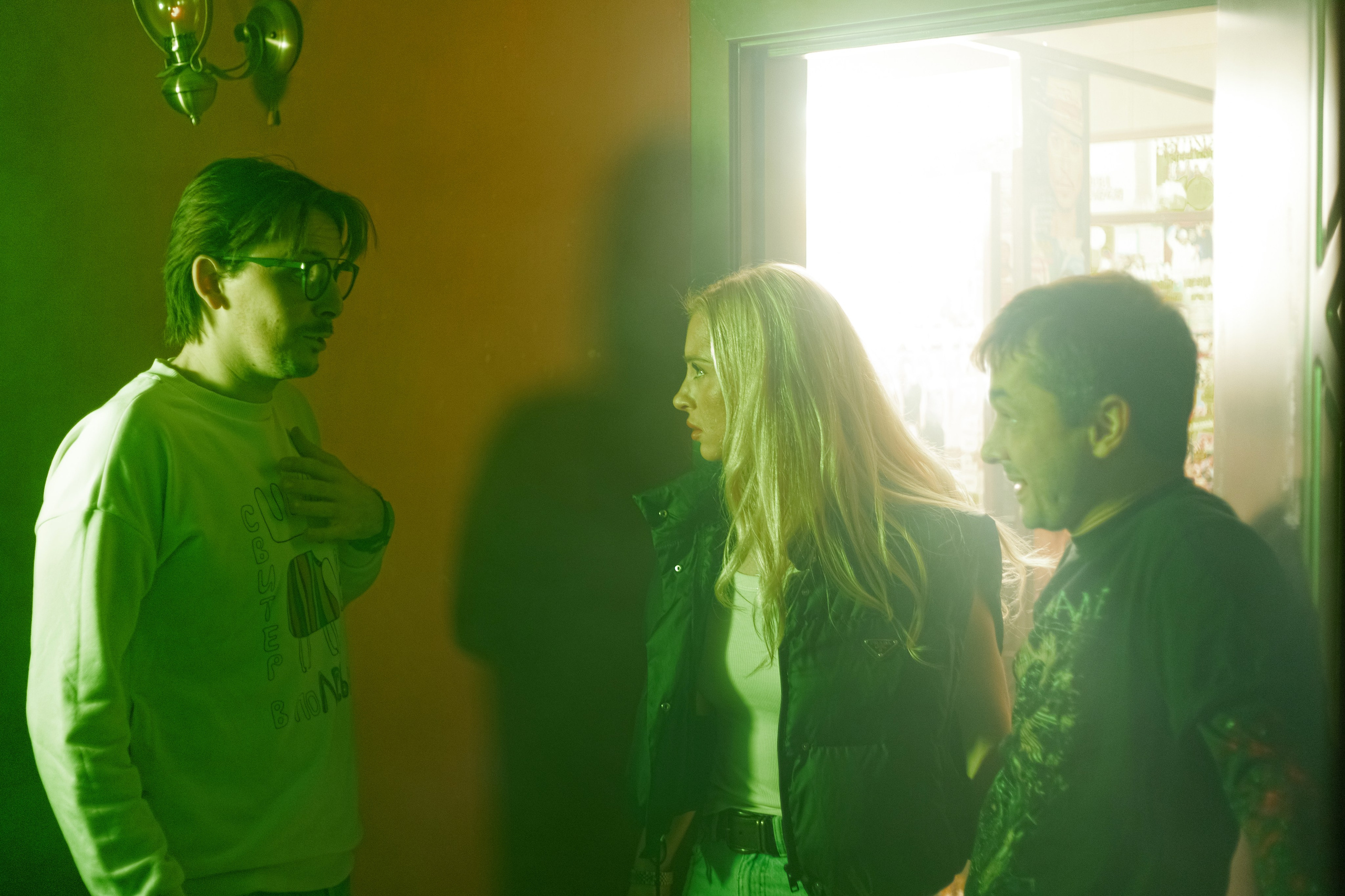 Бэкстейдж со съёмок фильма «Третья смена». Фотограф Александр Закадычный | Таганрог