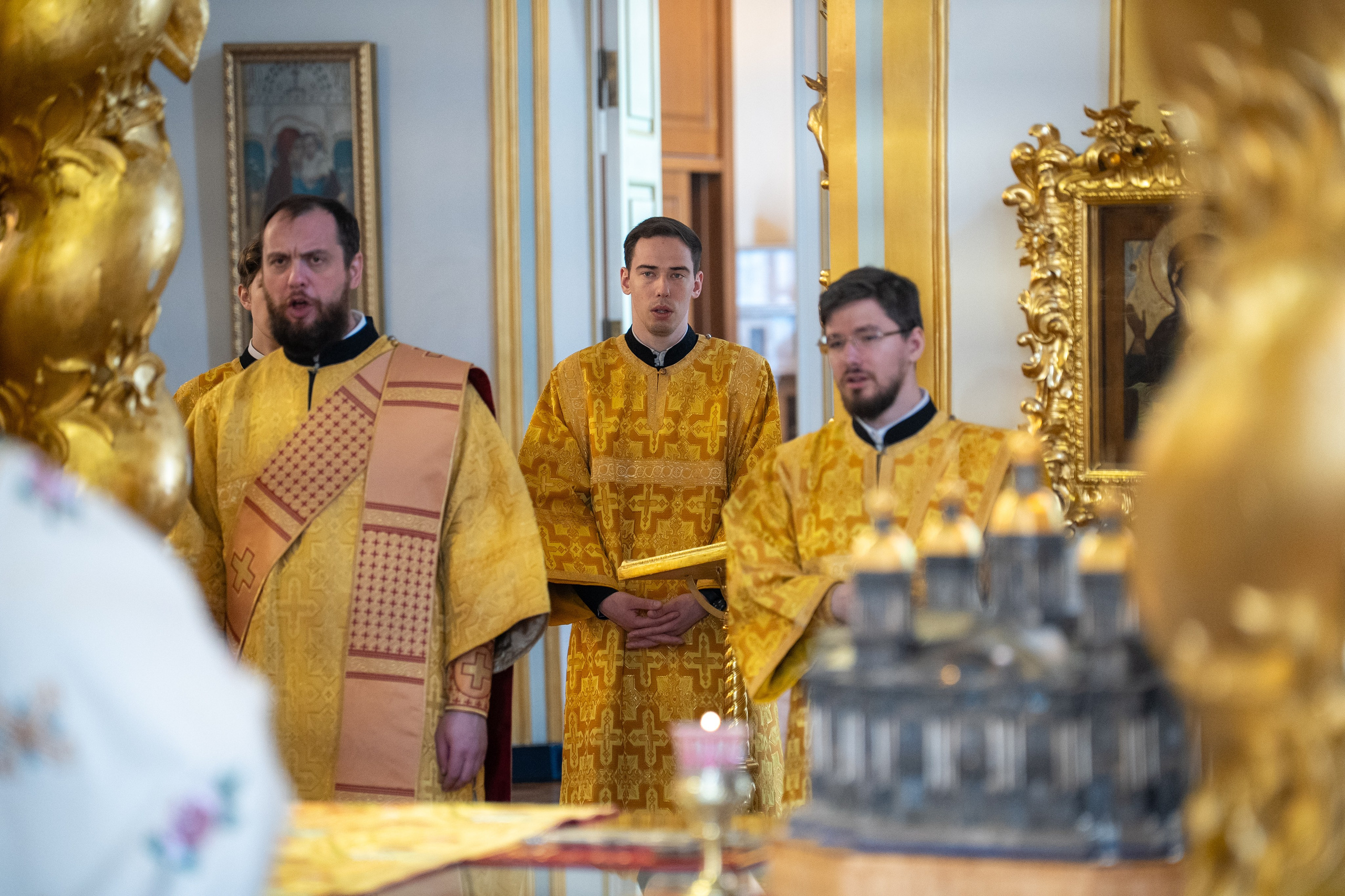 Неделя 3-я по Пятидесятнице. Всех святых Санкт-Петербургской митрополии. Свт. Ионы, митр. Московского и всея Руси, чудотворца. НИКОЛО-БОГОЯВЛЕНСКИЙ МОРСКОЙ СОБОР