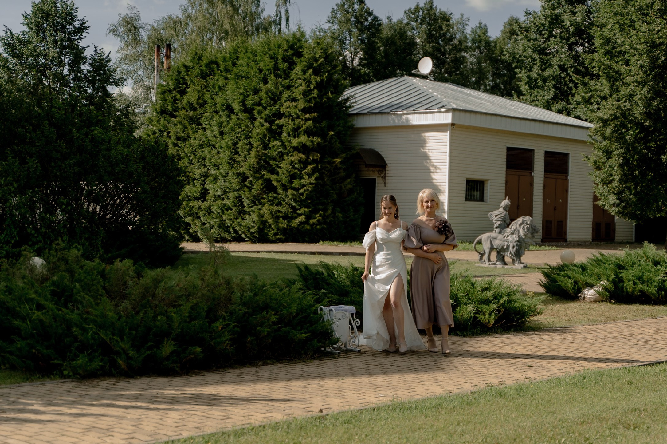 Ян и Ника 22.06.2024. Свадебный и семейный фотограф в городе Смоленске