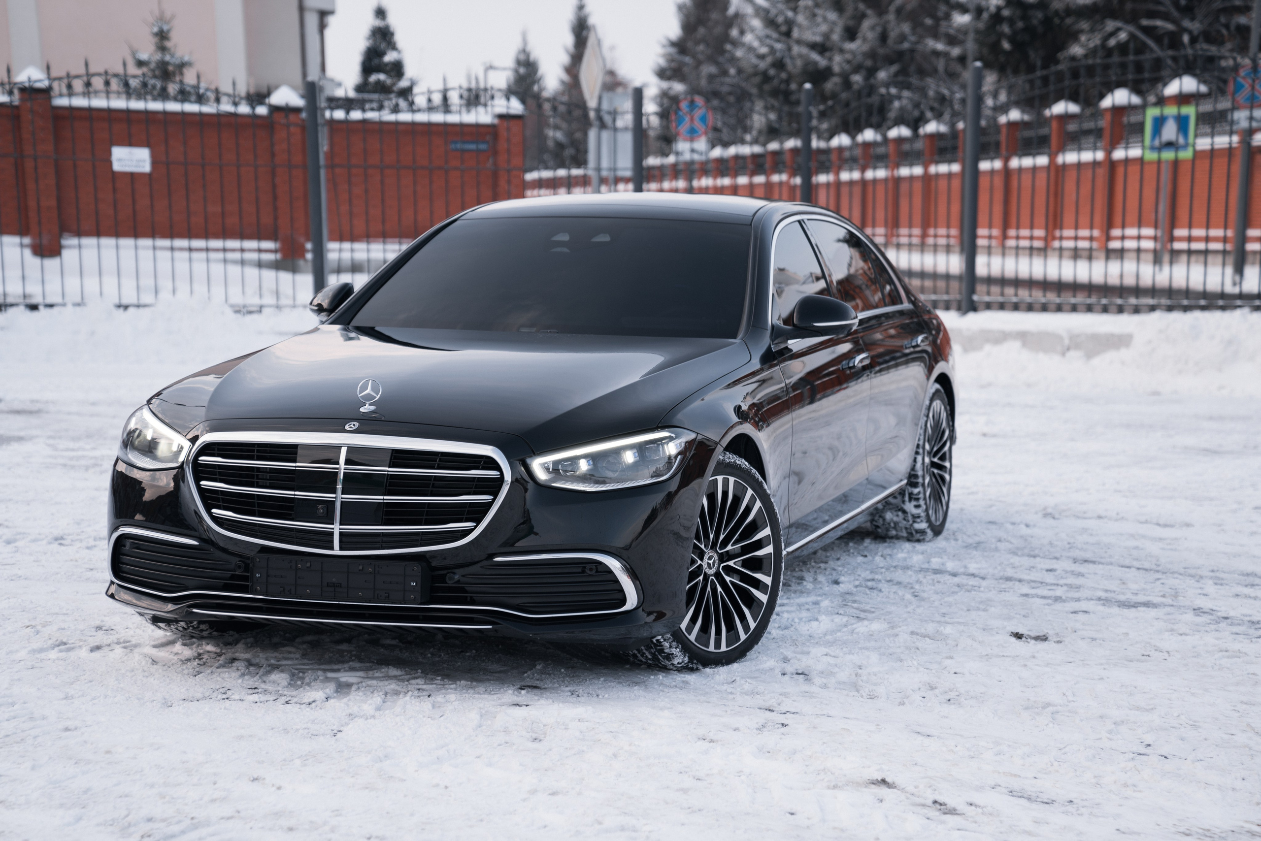 Mercedes-Benz S450. Идеальные портреты для соцсетей — Фотограф Ленар