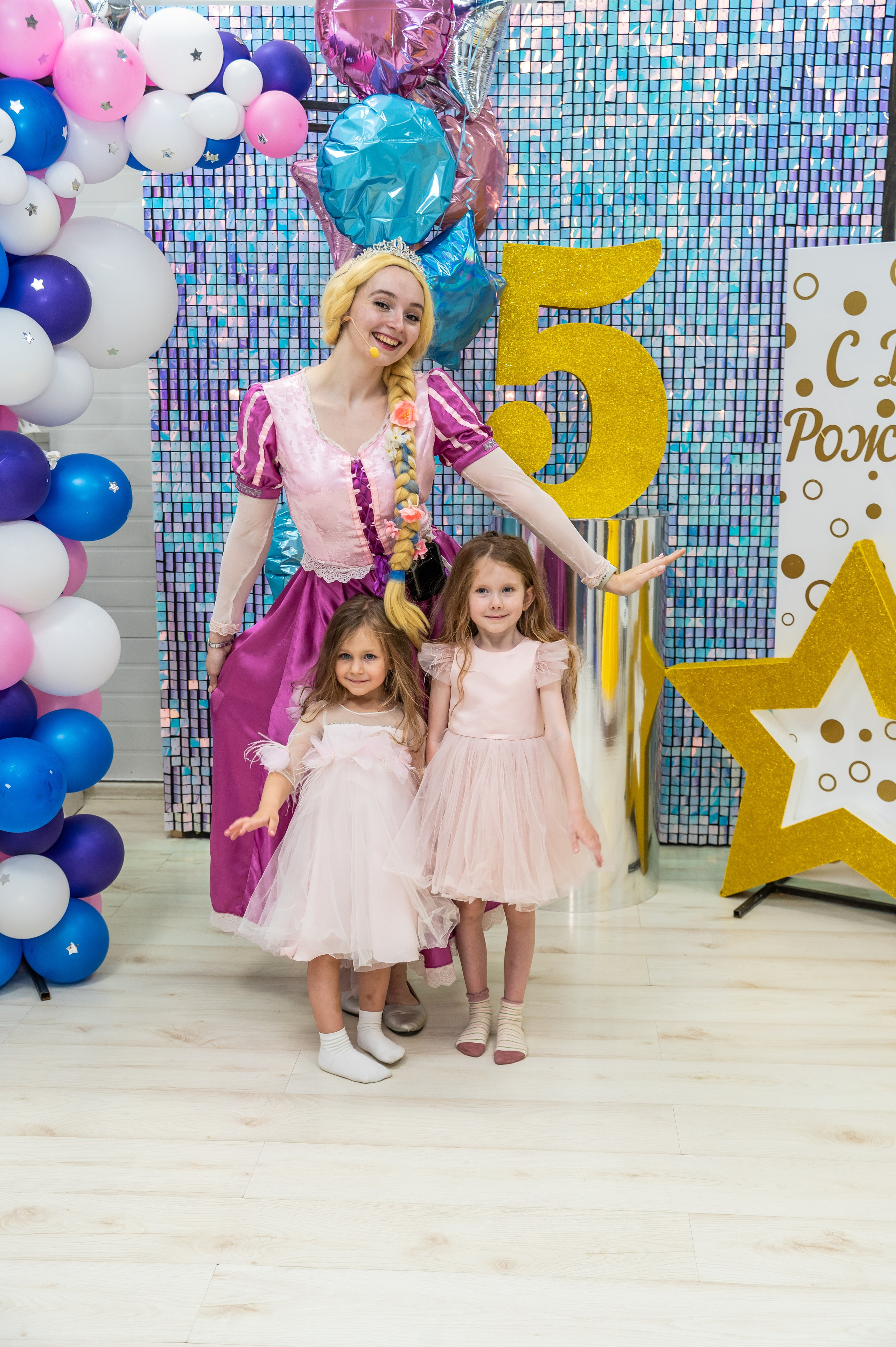 Игротека Ниндзя Кидс. Я Ольга Казанцева, фотографирую снимаю ваши киноистории и печатаю фото и цифровые портреты на холсте