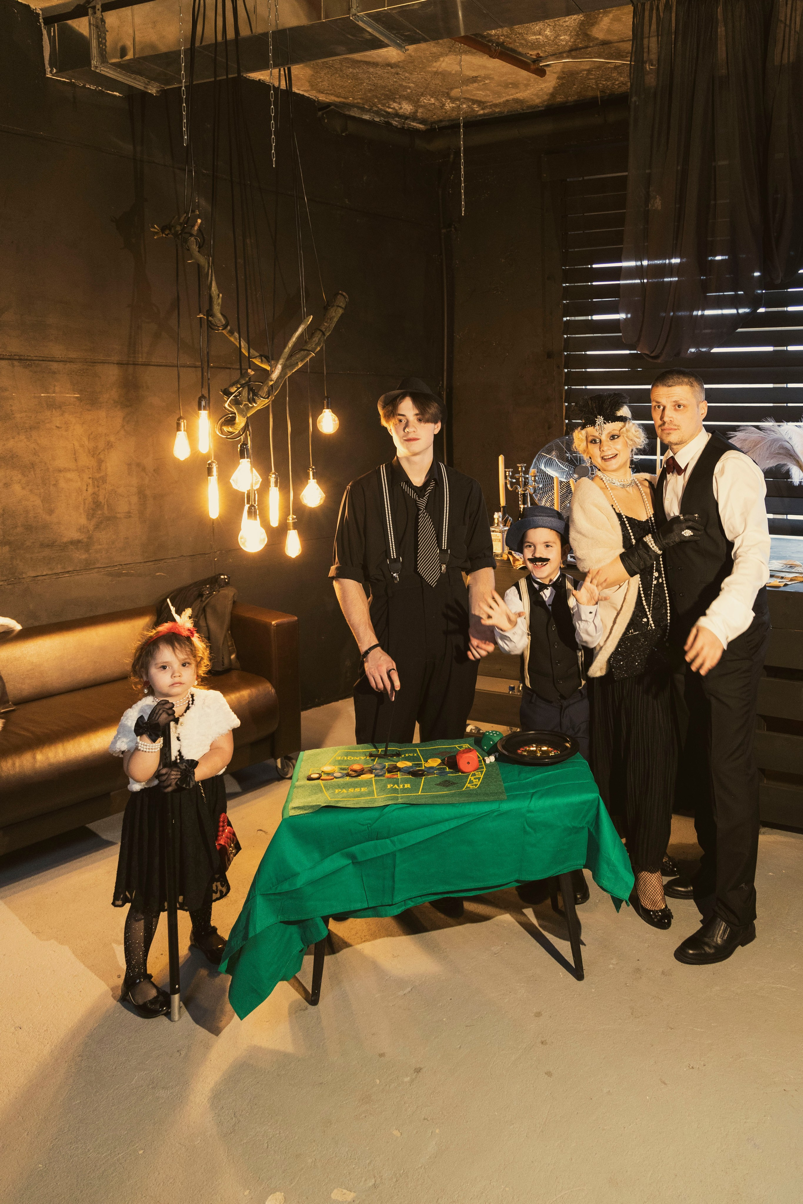 Семья Волковых. Фотограф для маркетплейсов, фотоуслуги в Жуковском Татьяна Марсуверских