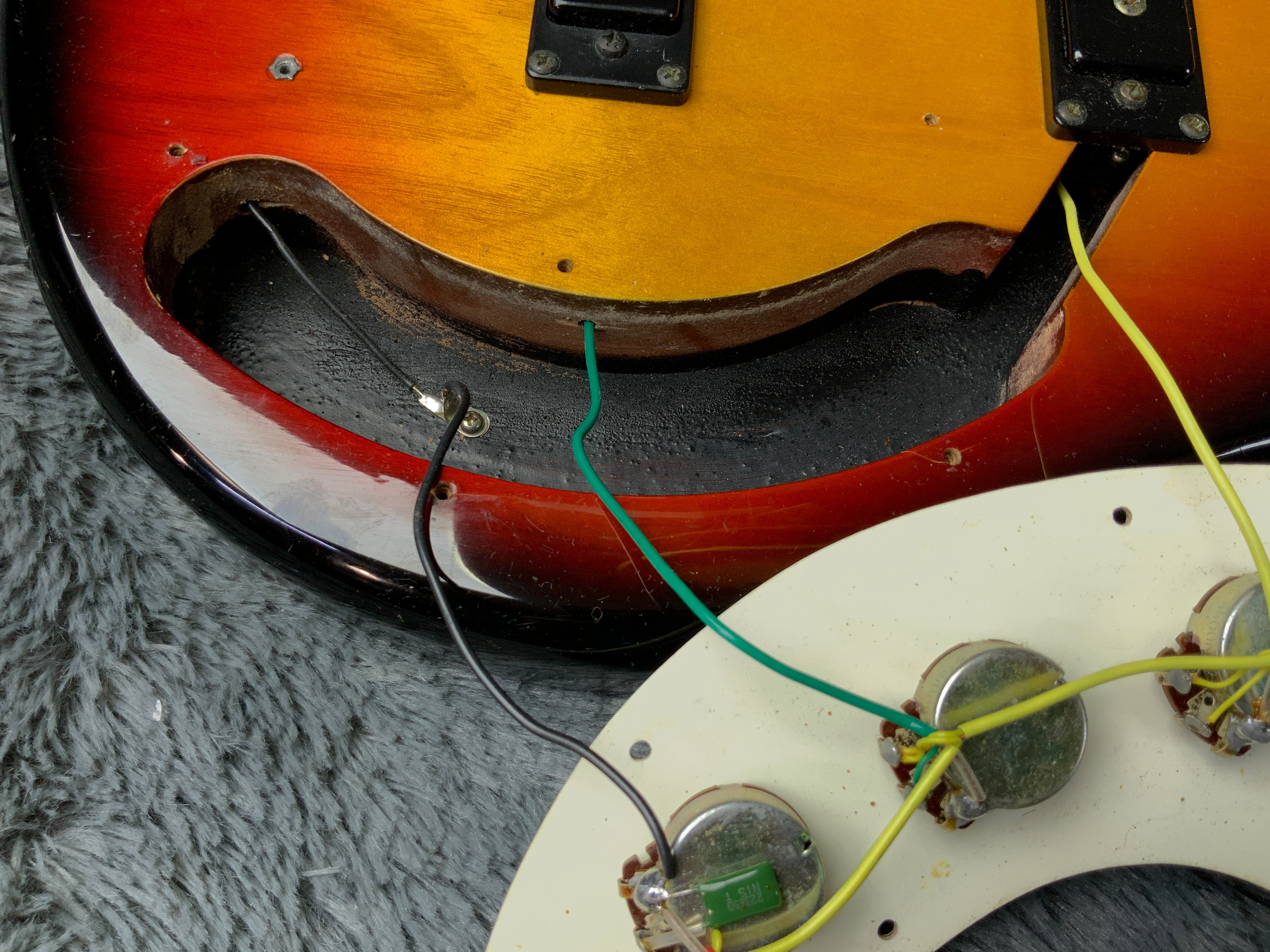 Yamaha SB-55 Super Bass