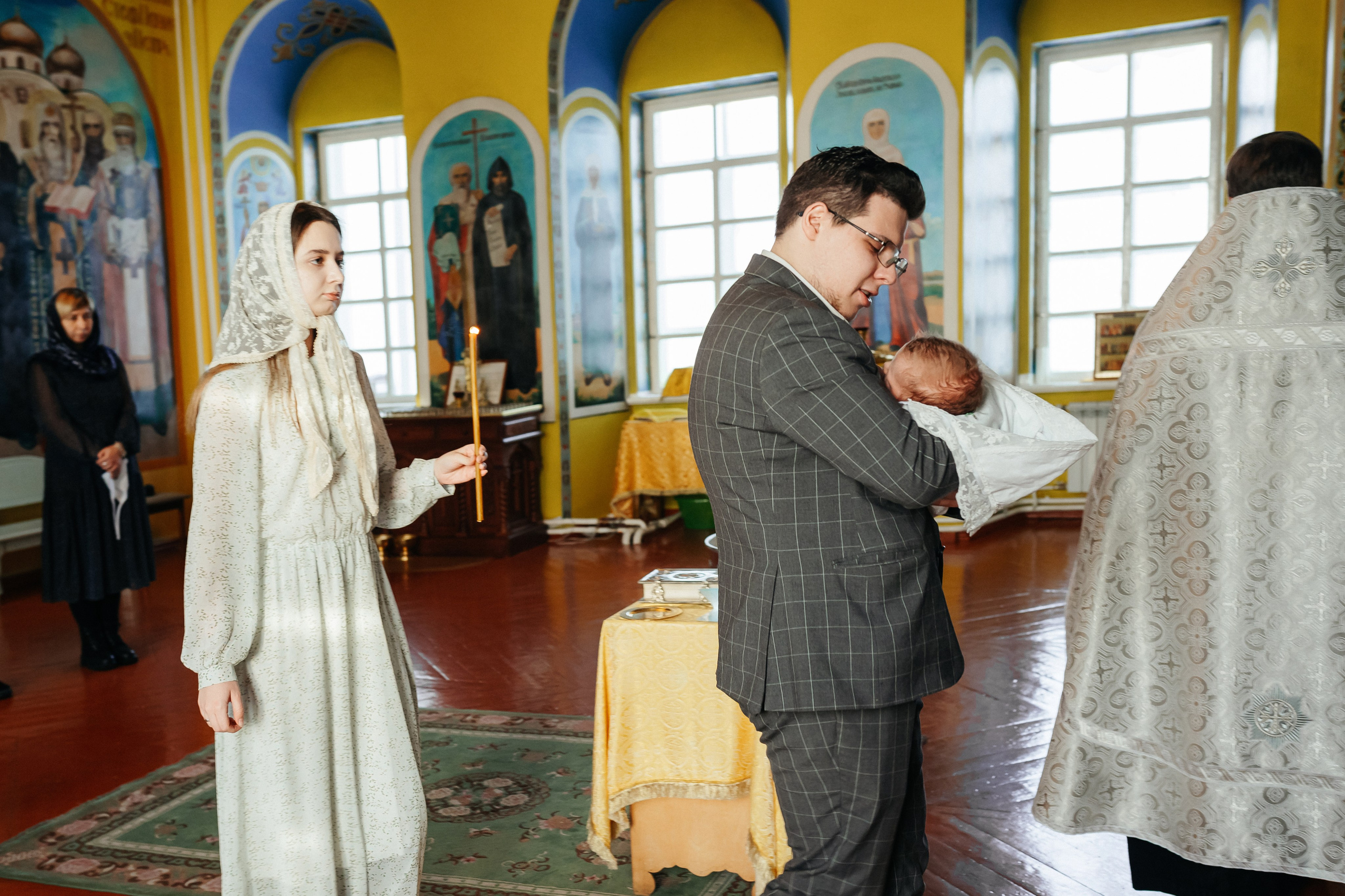 Фотосъемка крещения. Фотограф Ким Наталья в Красноярске