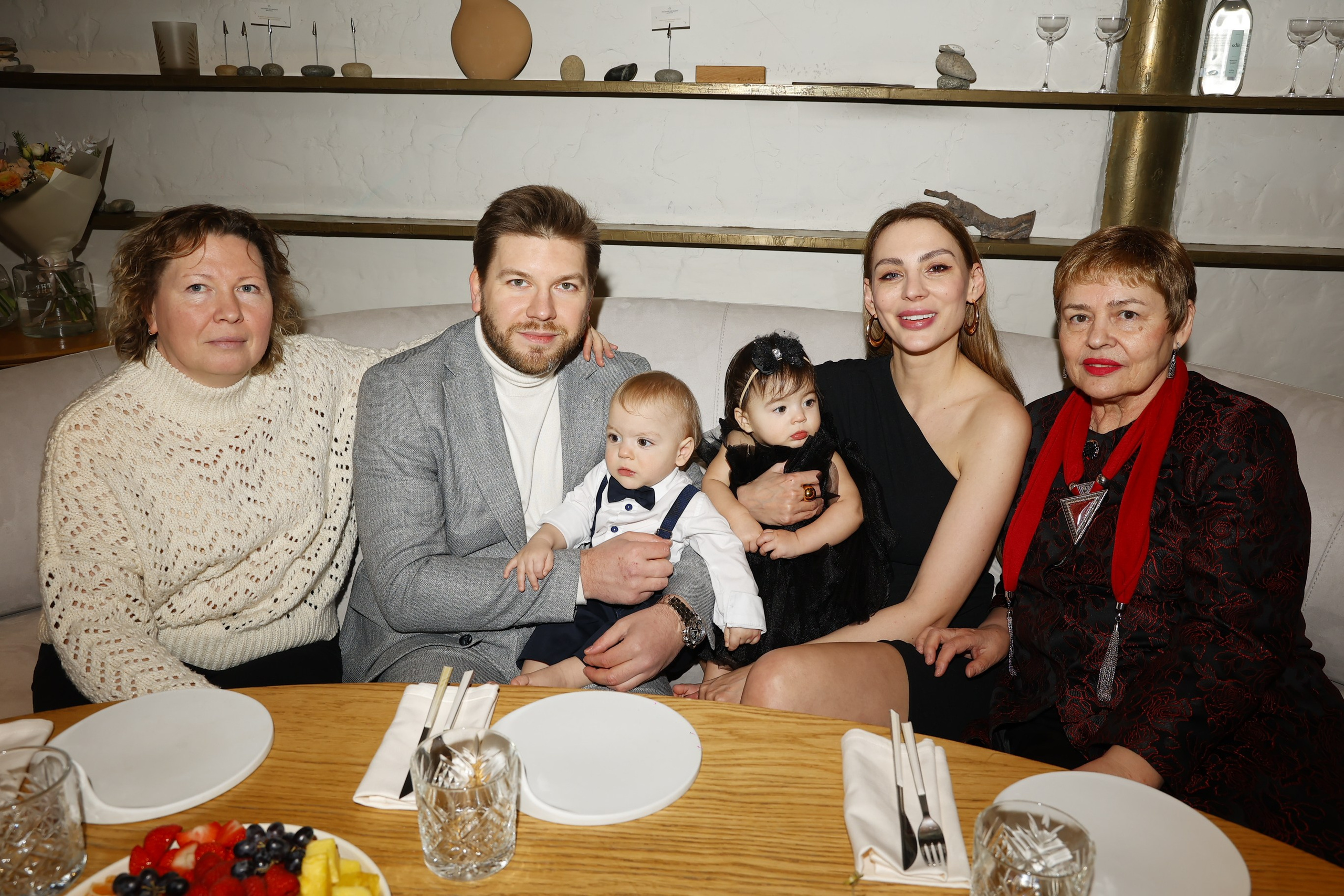 НИКА ВАЙПЕР ОДИН ГОДИК ДЕТЯМ. Nikolskayasecular