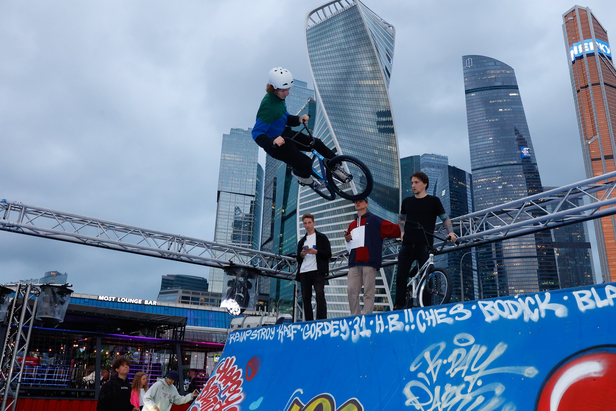 ДИМА ГОРДЕЙ. Nikolskayasecular