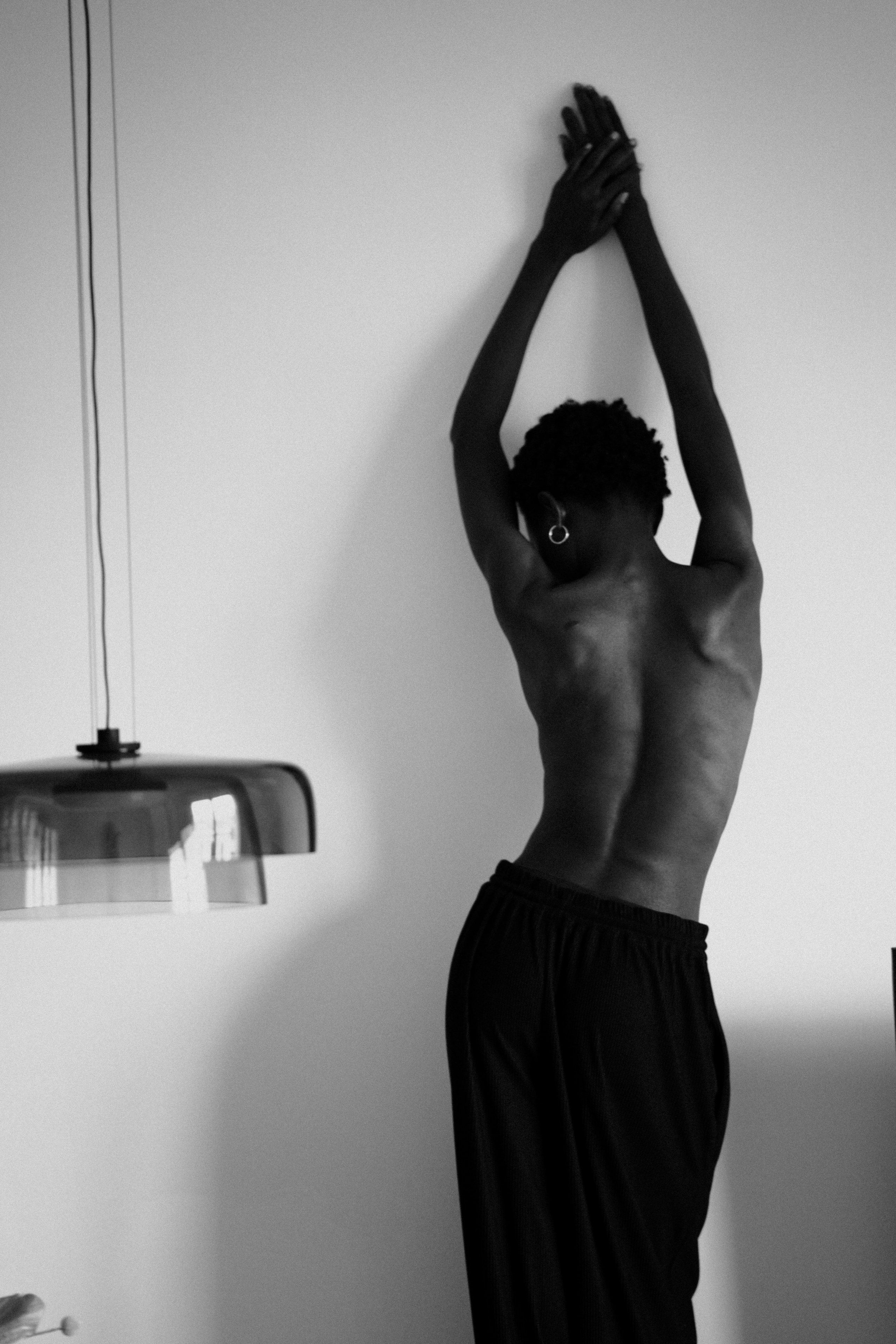 Обнажение. I am Diana, a portrait photographer. I take pictures around the world