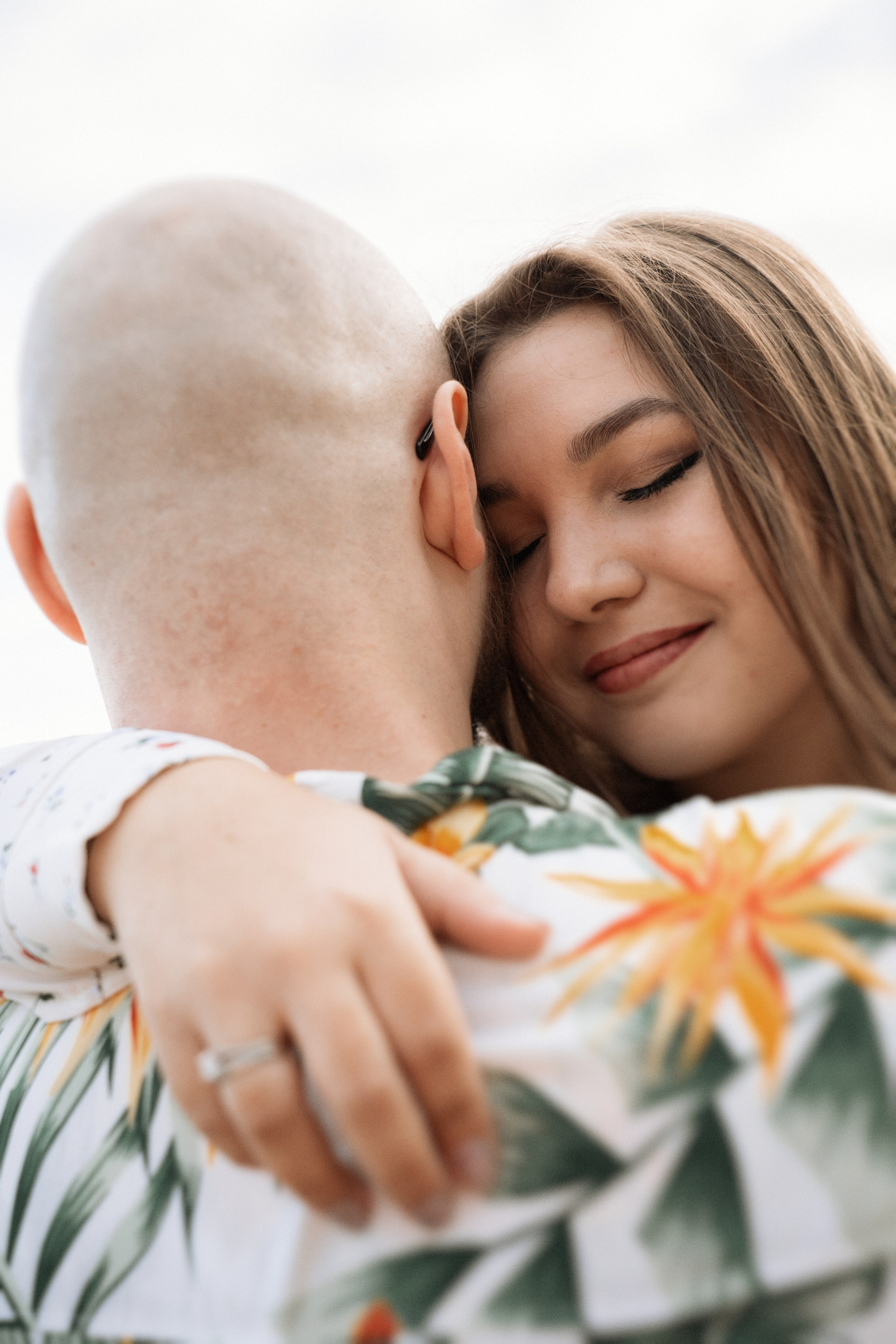 Алена и Максим. Фотосессия на реке. Яна Орехова. Фотограф в Томске