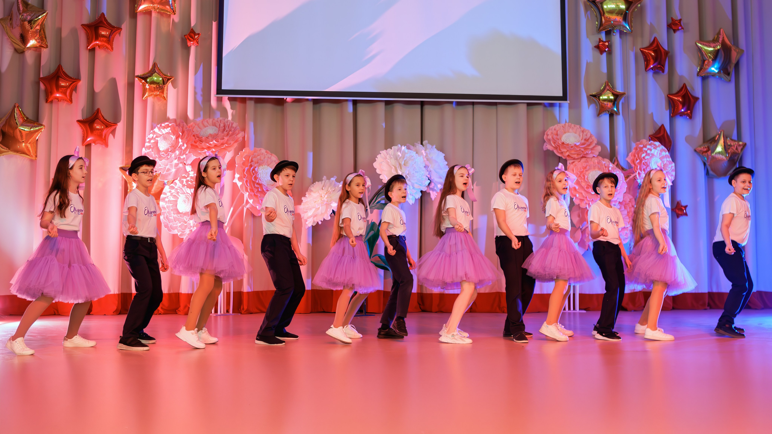 Подготовка к конкурсу «Поющие Орлята». Выпускные альбомы и школьный фотограф в Подольске, Троицке, Щербинке, Москве и Московской области