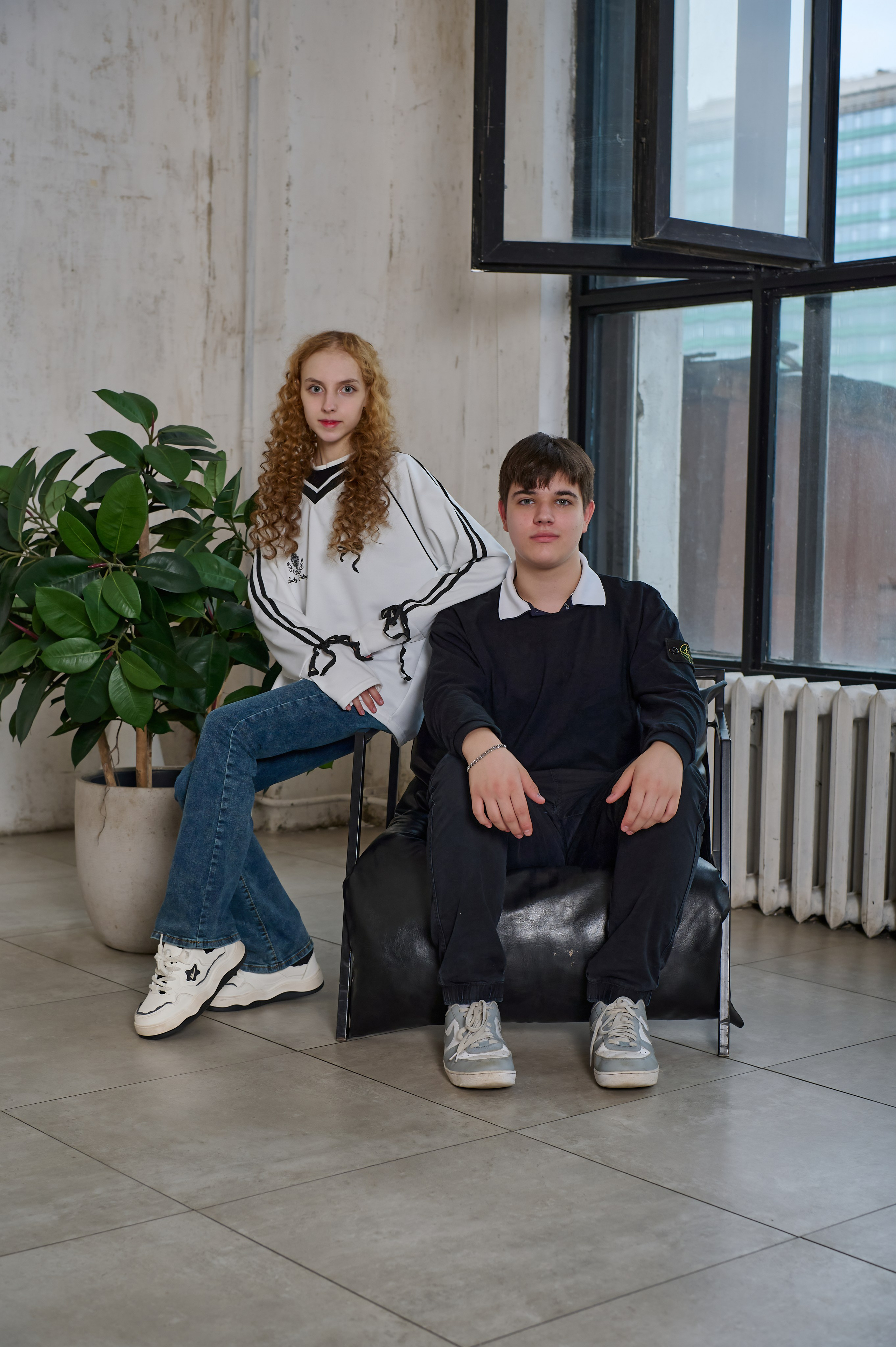 Пример фото выпускников в студии. Детский и семейный фотограф г. Москва Оксана Катаджи