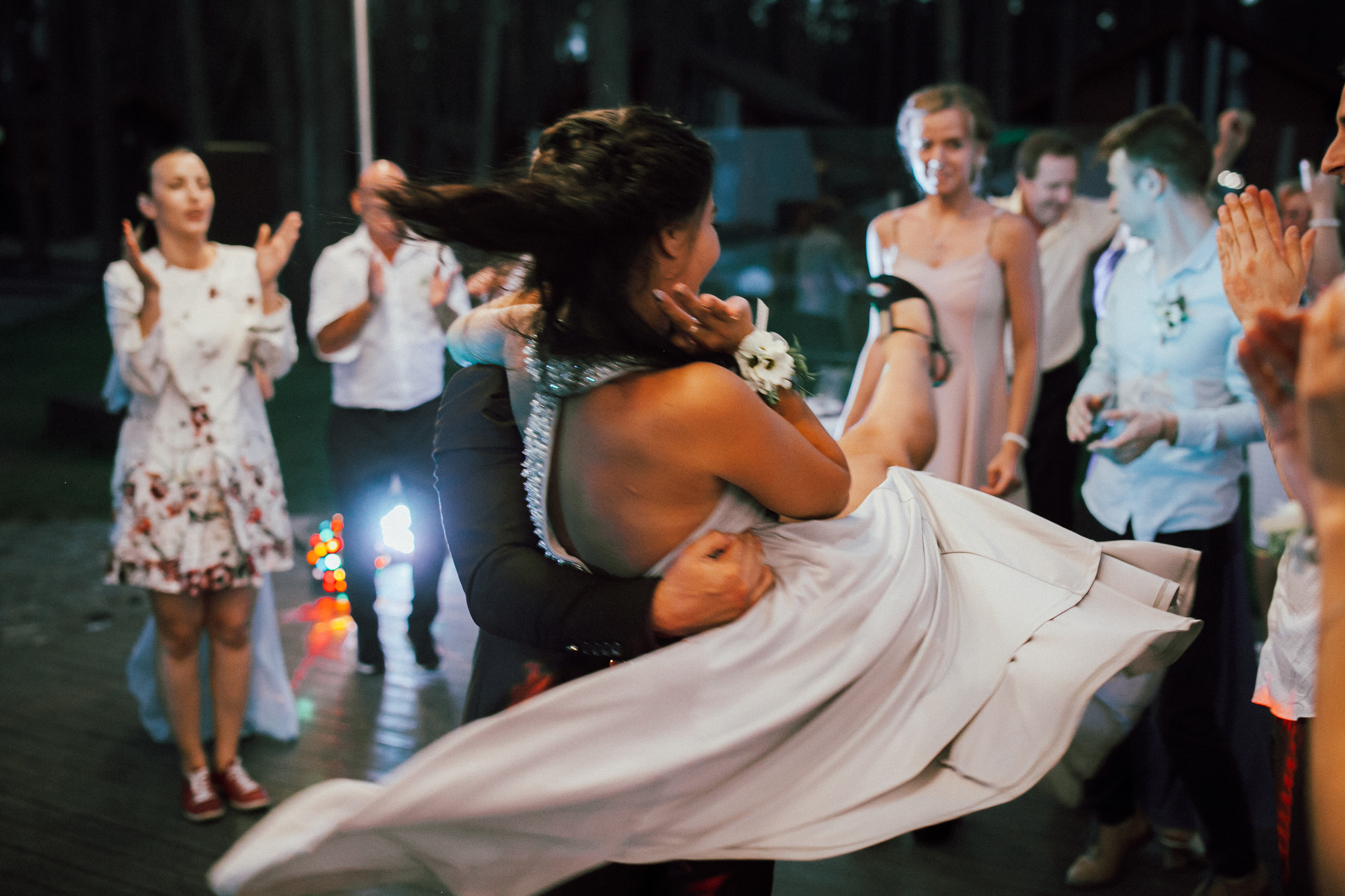 Лера и Антон. комплекс «Шишки». Фотограф Дмитрий Щекочихин