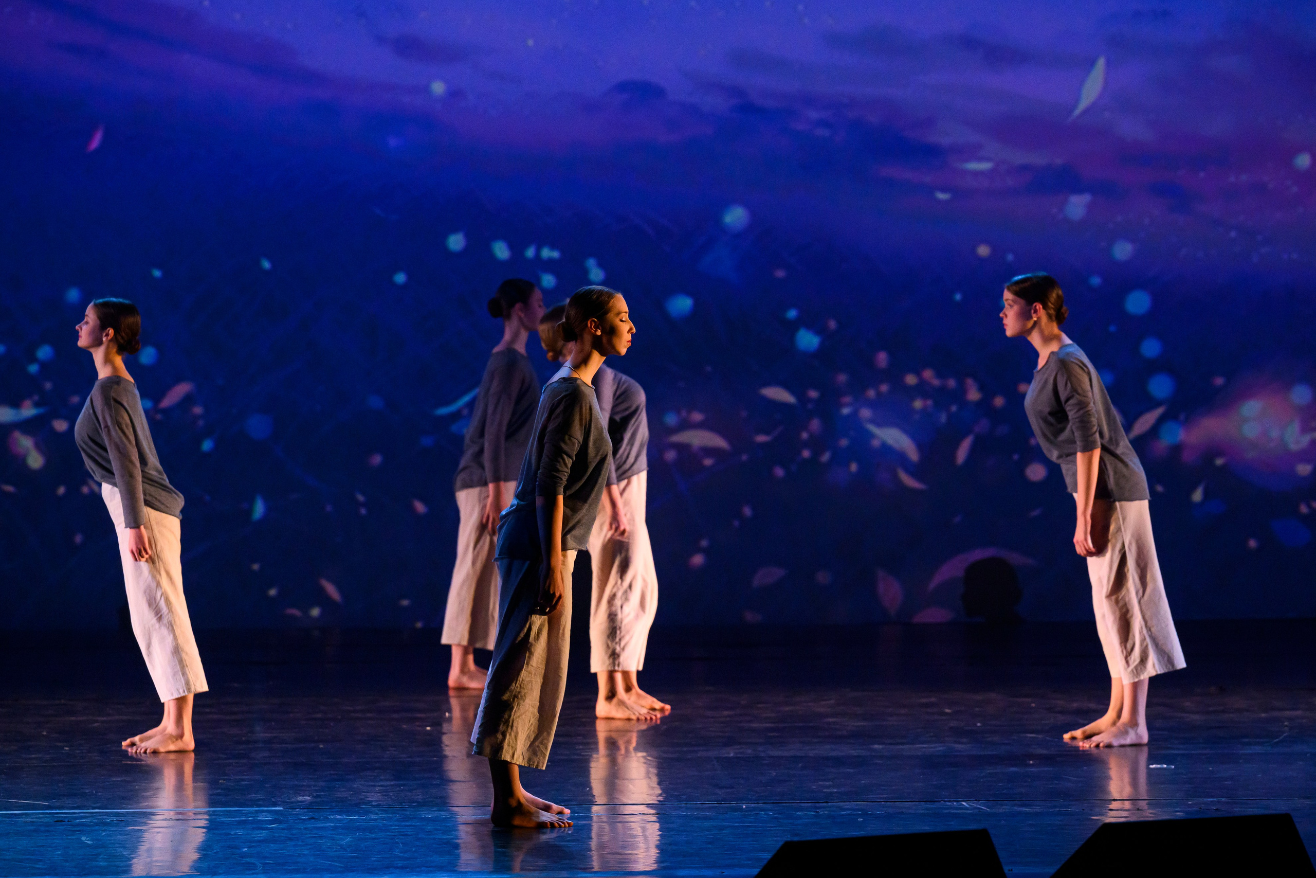 23 апреля, часть 1, БКЗ Октябрьский, г. Санкт-Петербург. Золотое яблочко