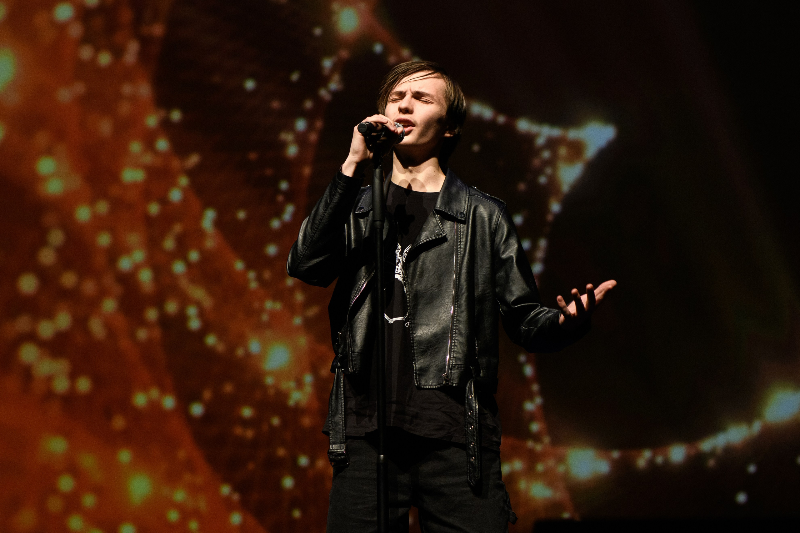 23 апреля, часть 2, БКЗ Октябрьский, г. Санкт-Петербург. Золотое яблочко