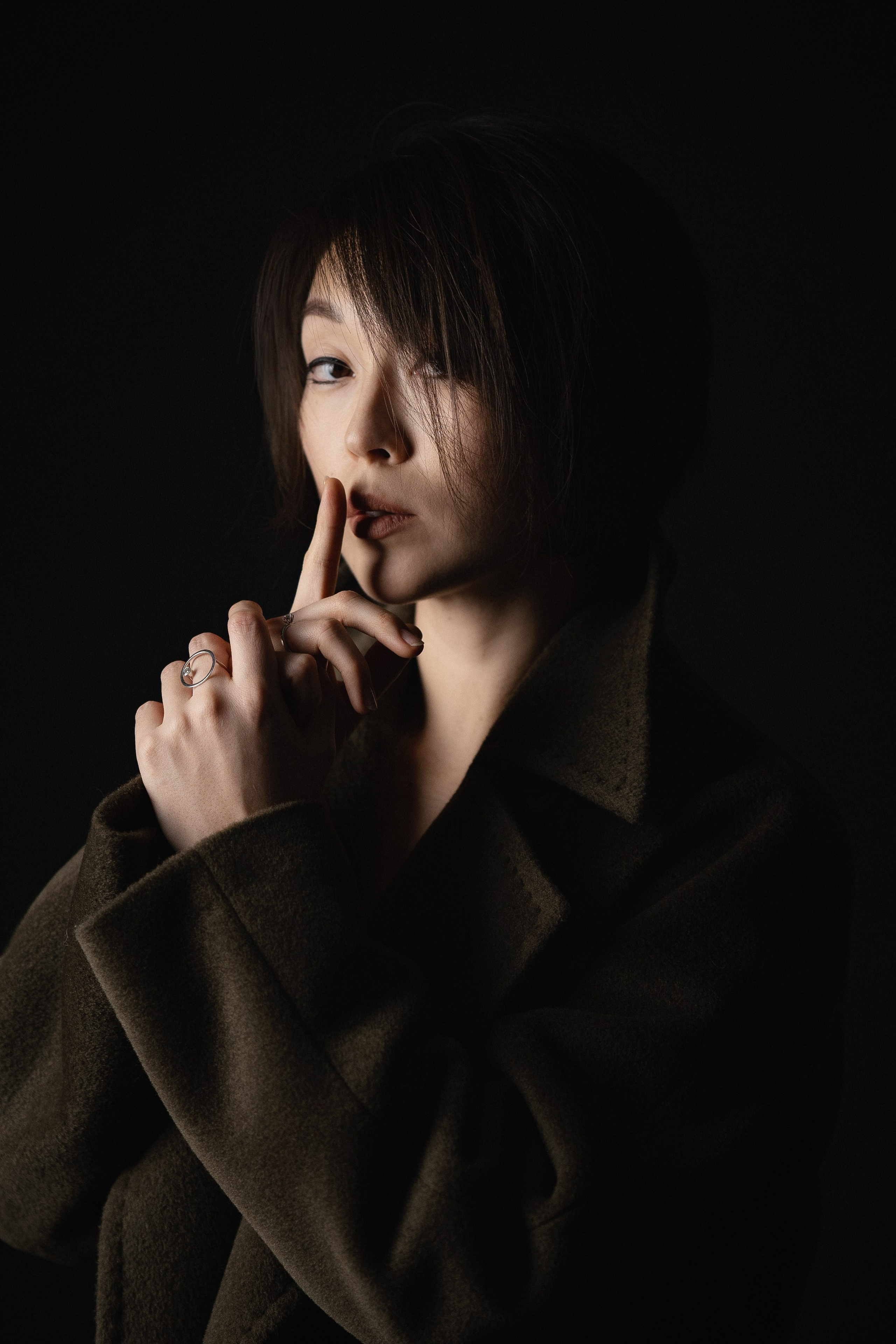 Женская фотосессия с эмоциональными кадрами