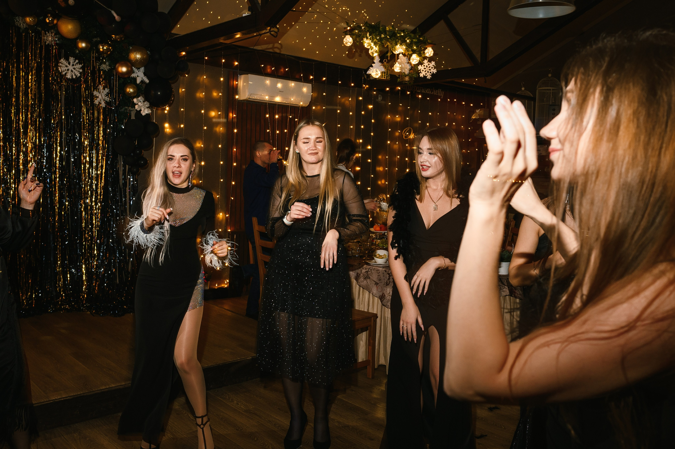 Новогодний корпоратив в «Алых парусах». Wedding and family photographer USA