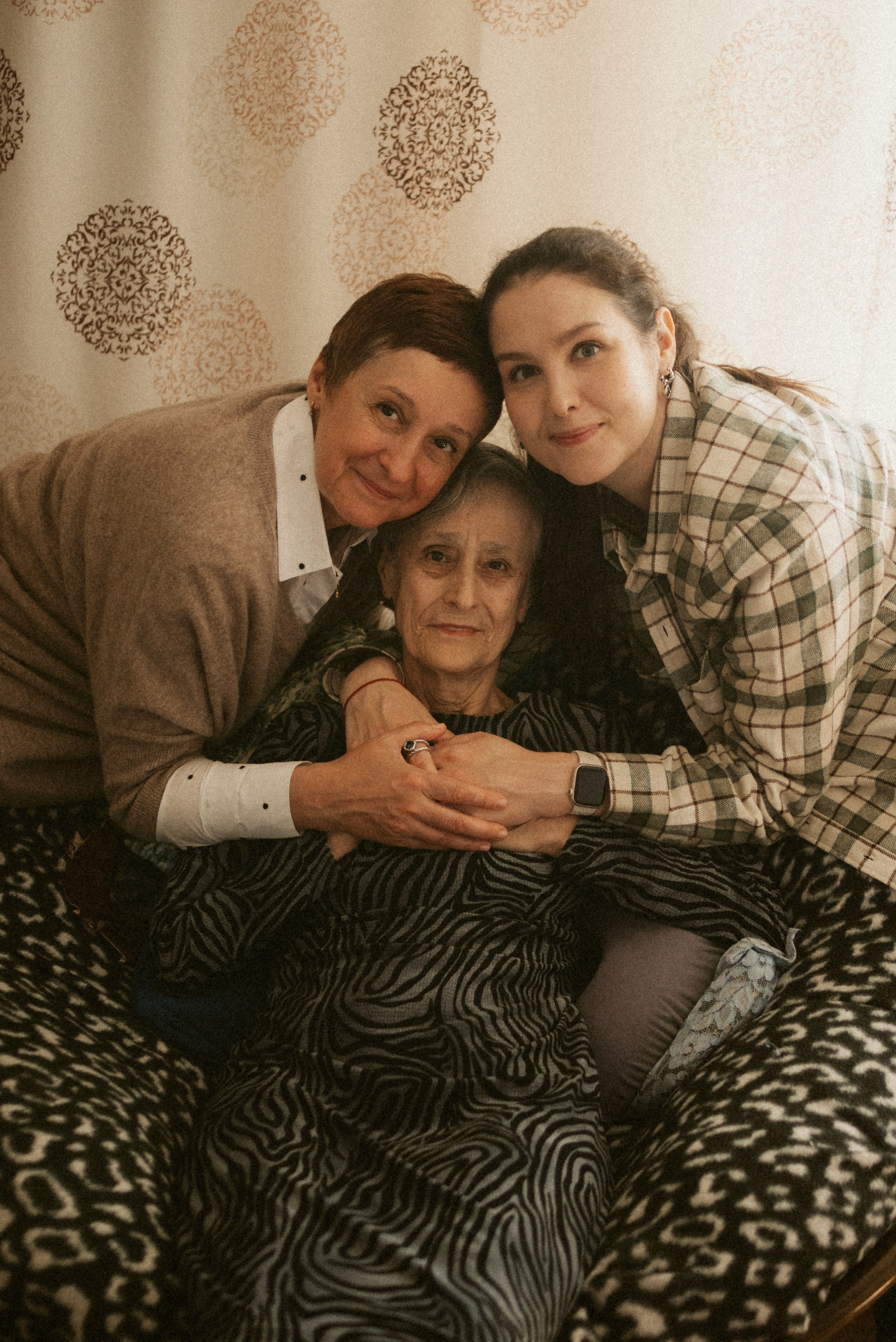 Дома у бабушки. Семейный фотограф в Краснодаре