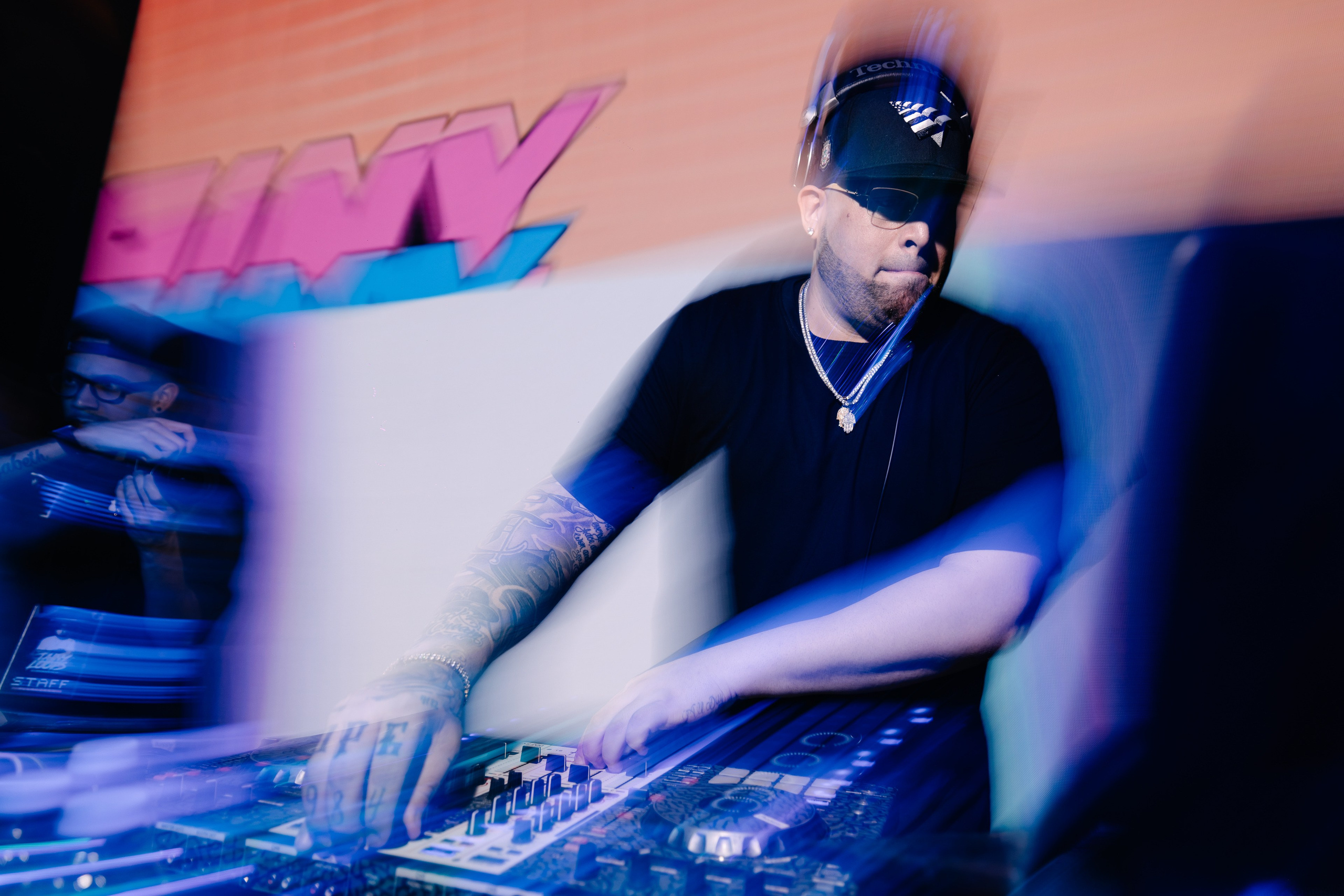 Xiandex. Фотограф в Сочи, Репортажный фотограф Виктор Кочков-Филатов