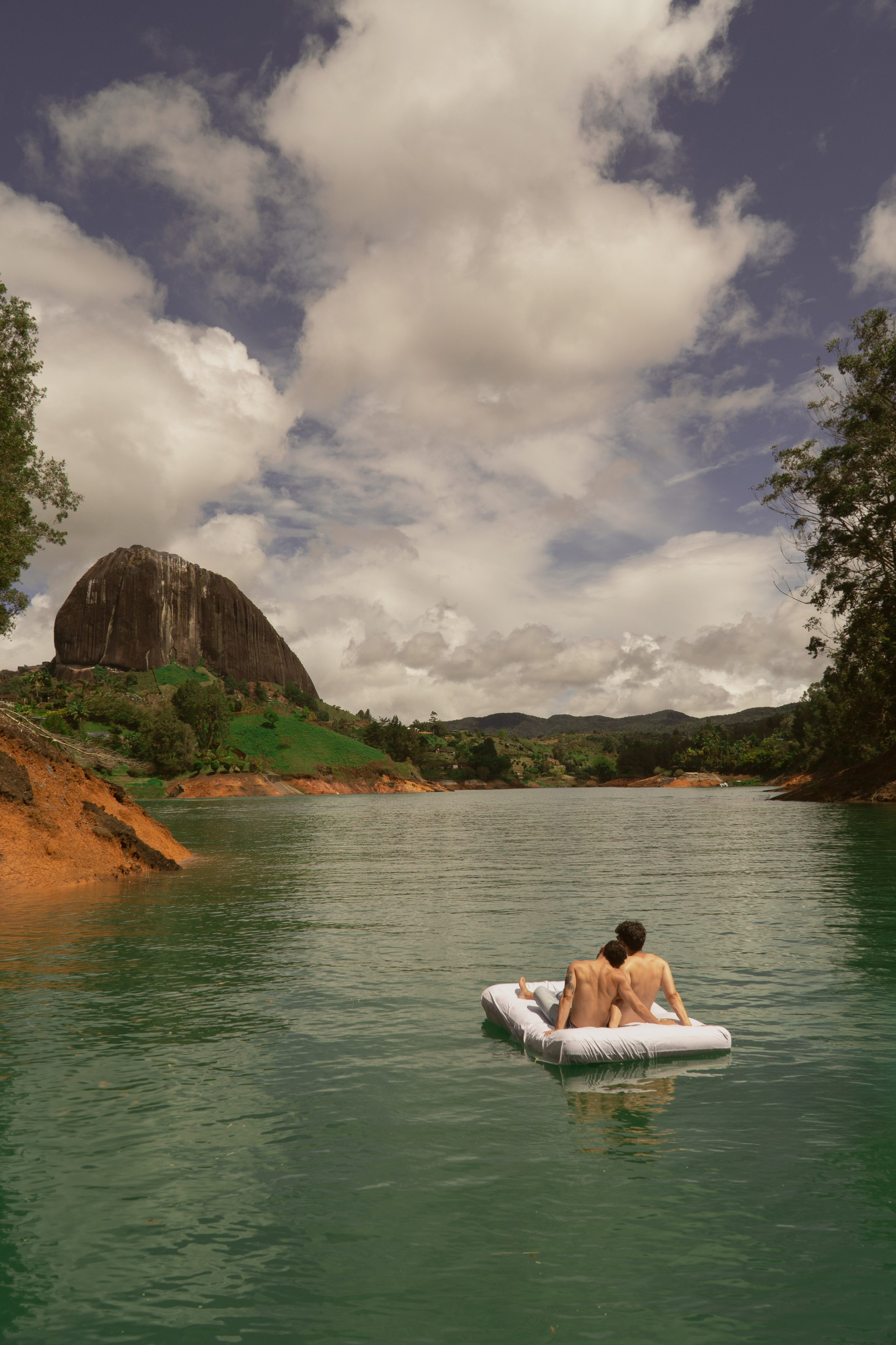 One day in Guatape // Santiago and John. Wedding Photographer in Barcelona and Medellin