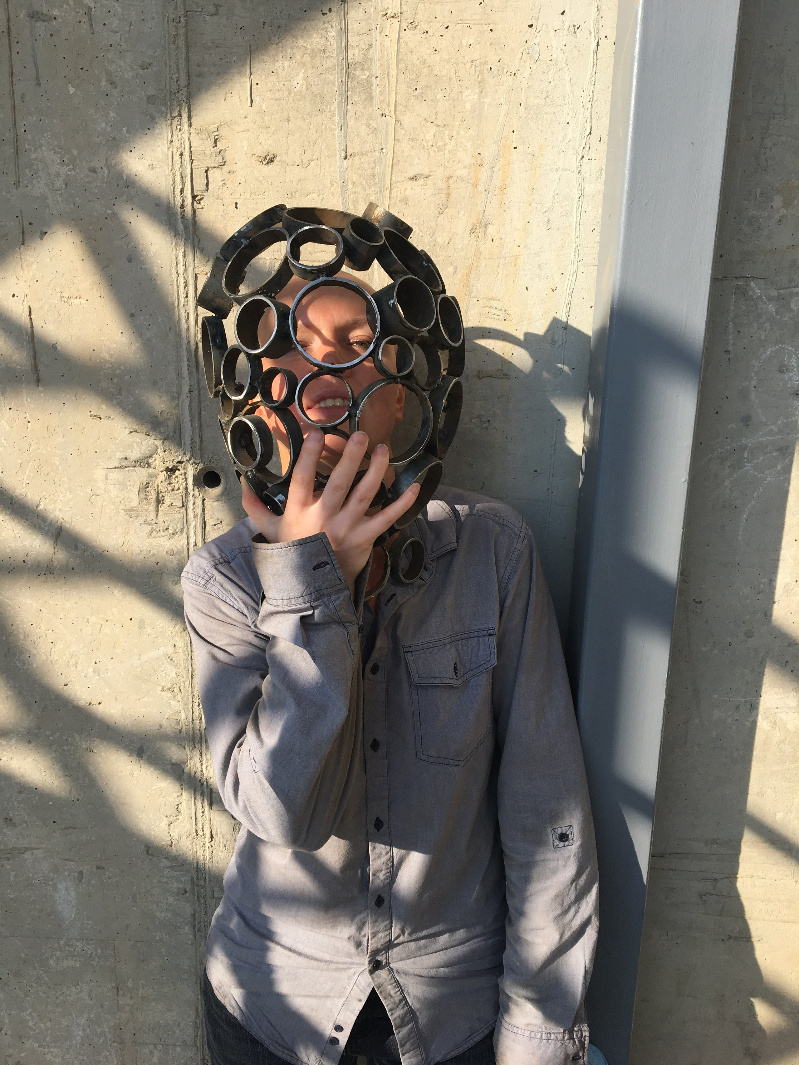 Исчезающий/Черногория/Будва/2019. Художник — скульптор Антонина Фатхуллина