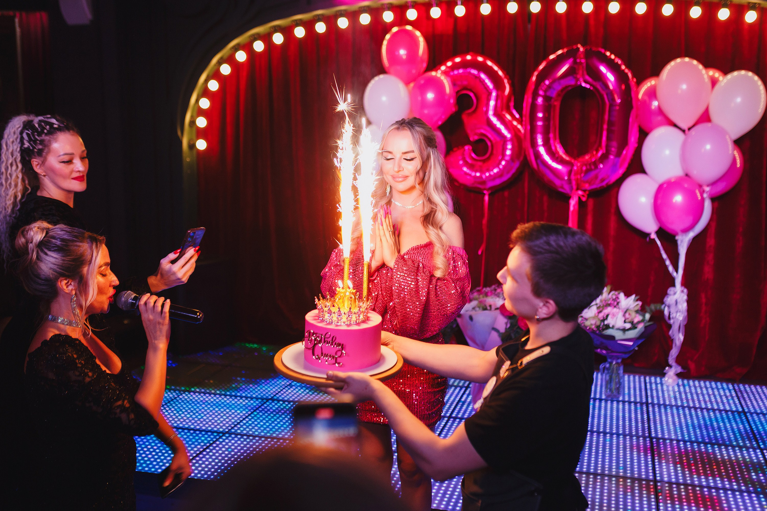 Фотографии с частных мероприятий. Roman — Репортажный фотограф в Новосибирске