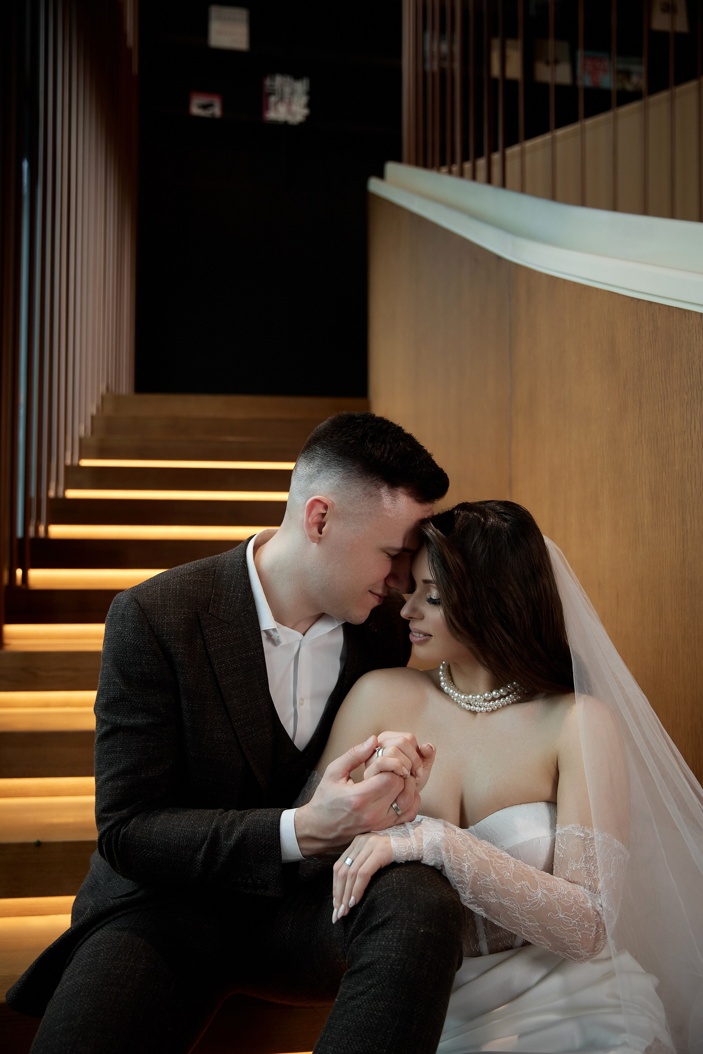 Кристина и Олег в отеле. Свадебный фотограф Москва Калуга