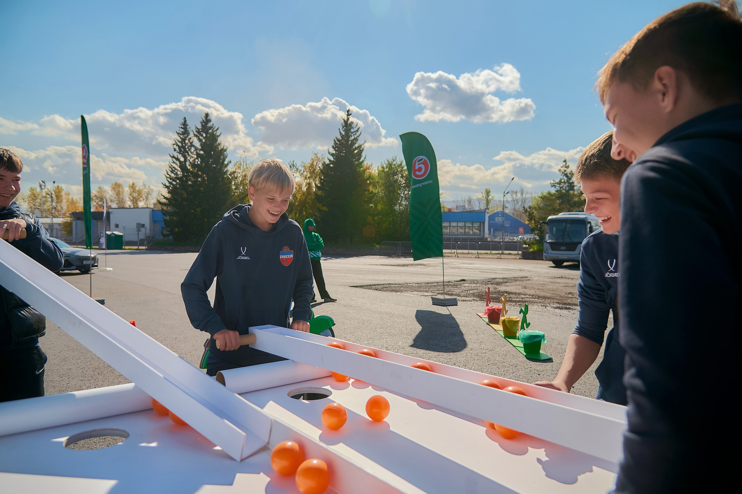 Фестиваль от супермаркета «Пятёрочка». Фотограф Яковлев Роман — Красноярск
