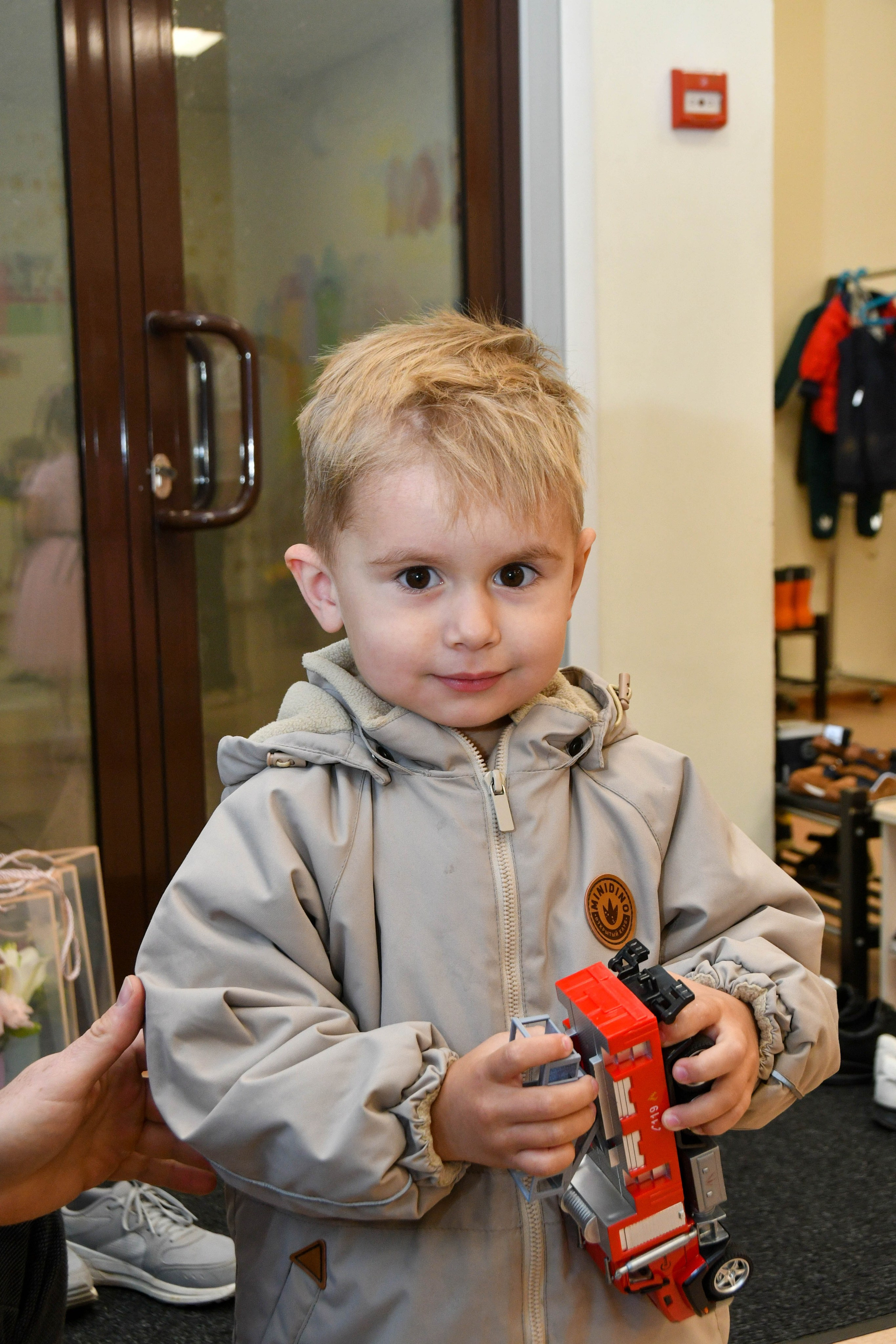 2023 г. День дошкольного работника и прогулка. Репортажный и детский фотограф в Новосибирске