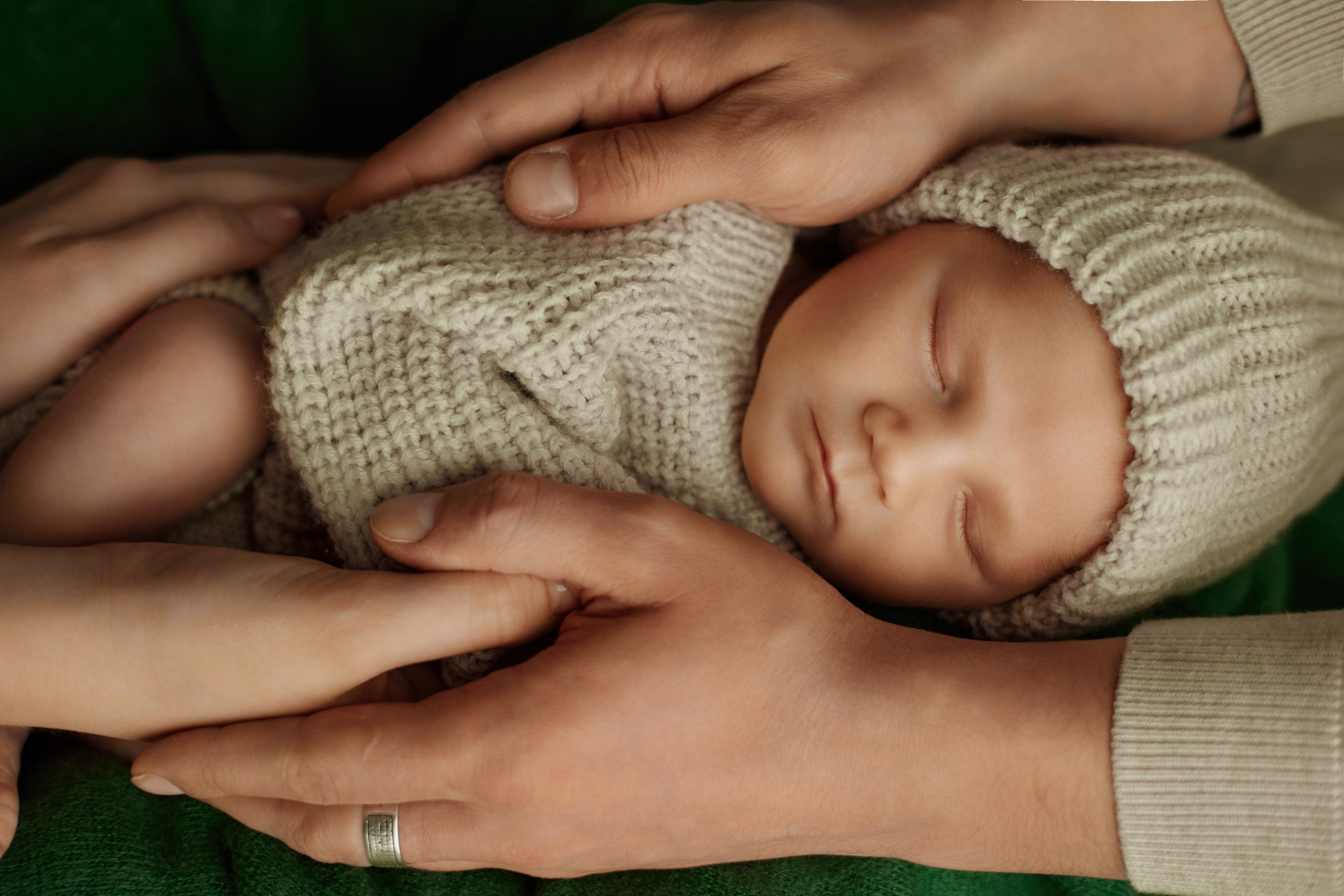 Newborn. Фотограф женского портрета, беременности и материнства Харькова Елена