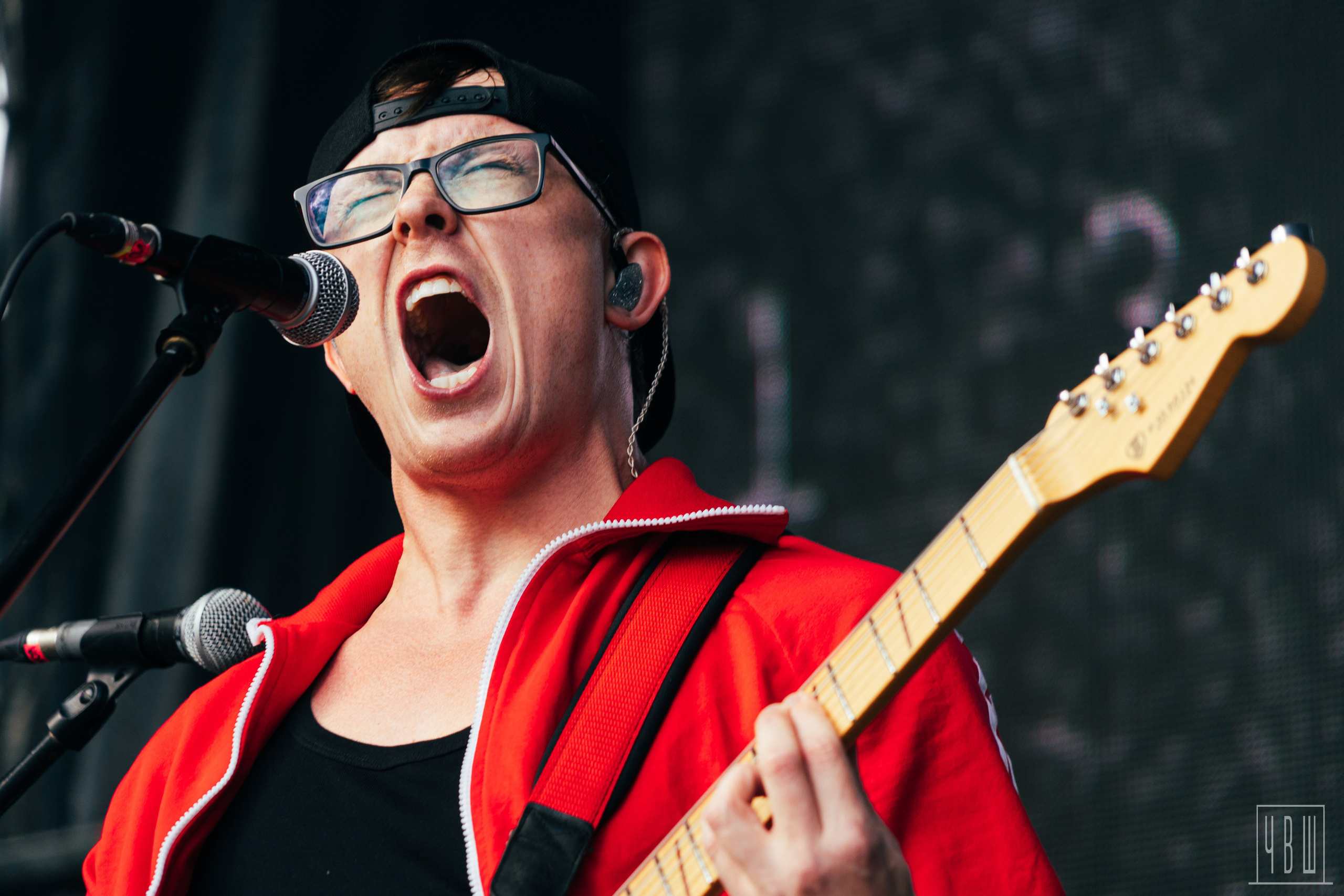 Живой! 2025, День Первый. Человек в Шляпе