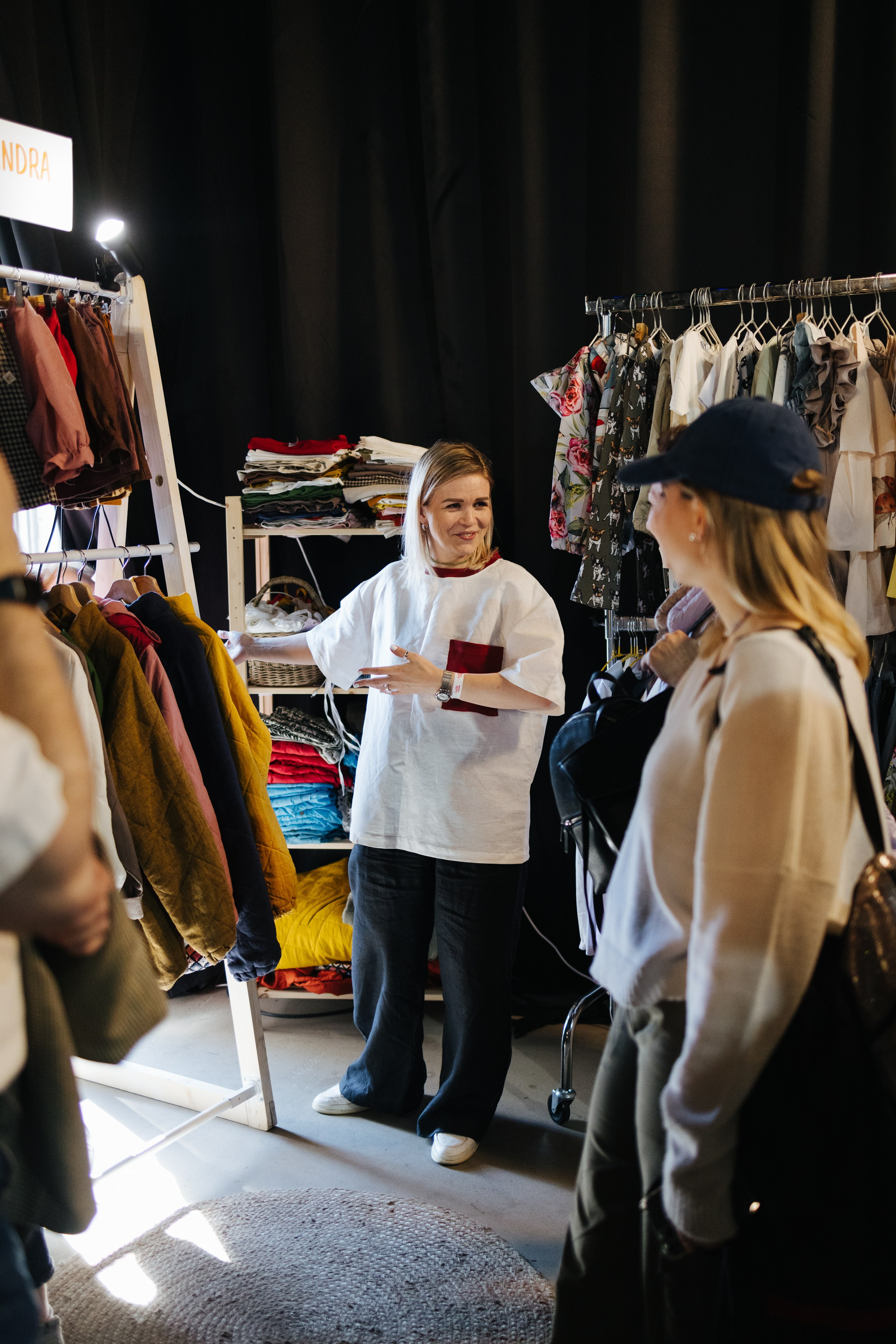 22–23 апреля 2023 в пространстве «Поле». Фотоотчеты «Ламбада-маркета»