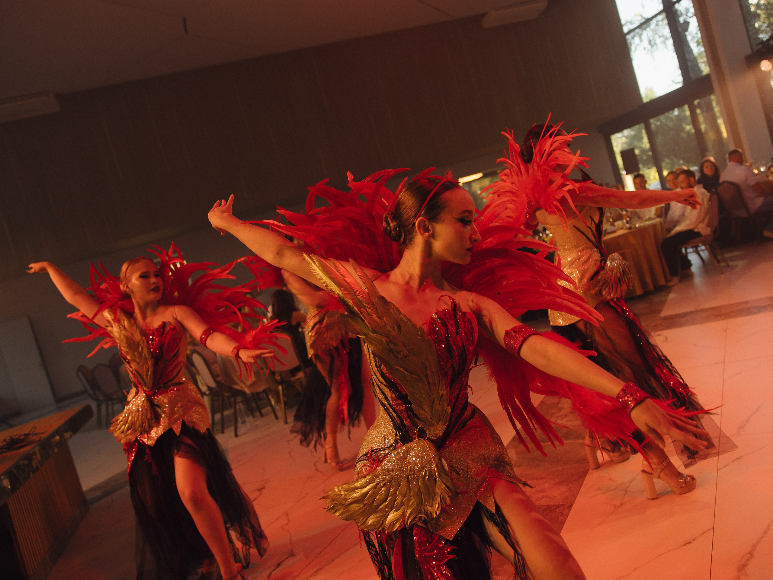 РОМАН И АНАСТАСИЯ, ПАРК СИТИ, MARY WHITE. Свадебный и индивидуальный фотограф в Челябинске Евгения Негодяева