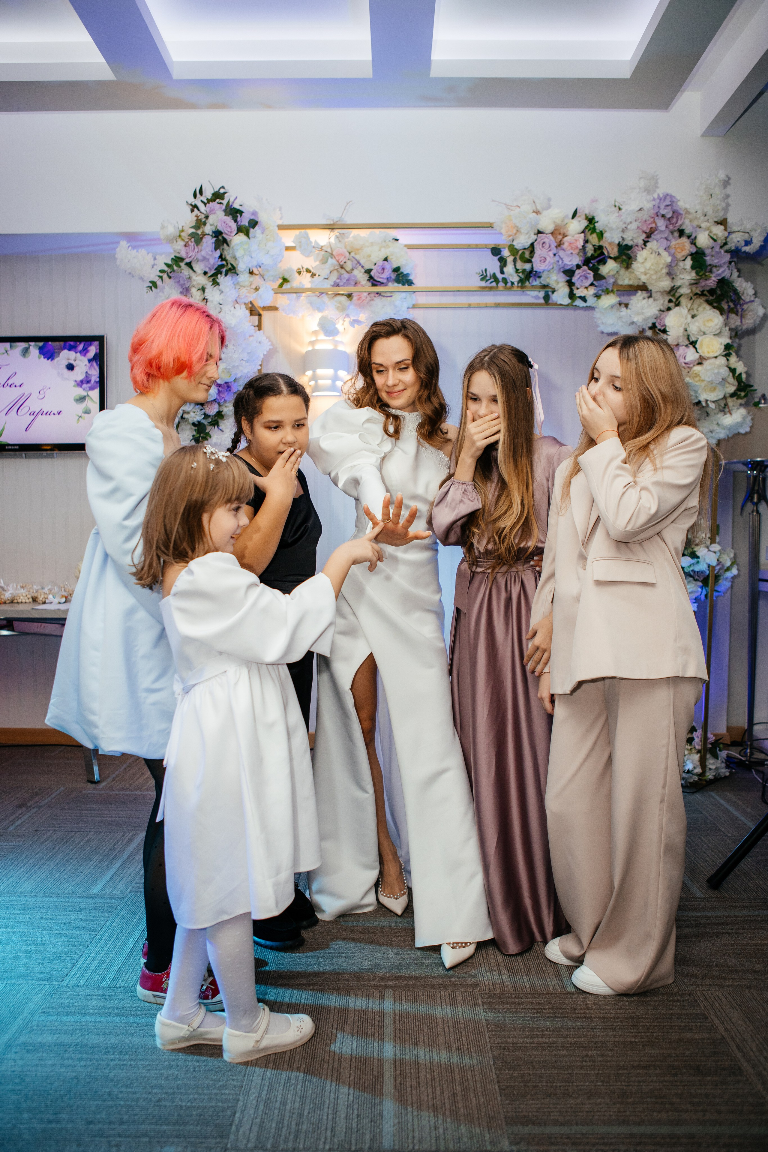 Свадебная фотосессия в Plaza Garden Moscow. Свадебный фотограф в Москве