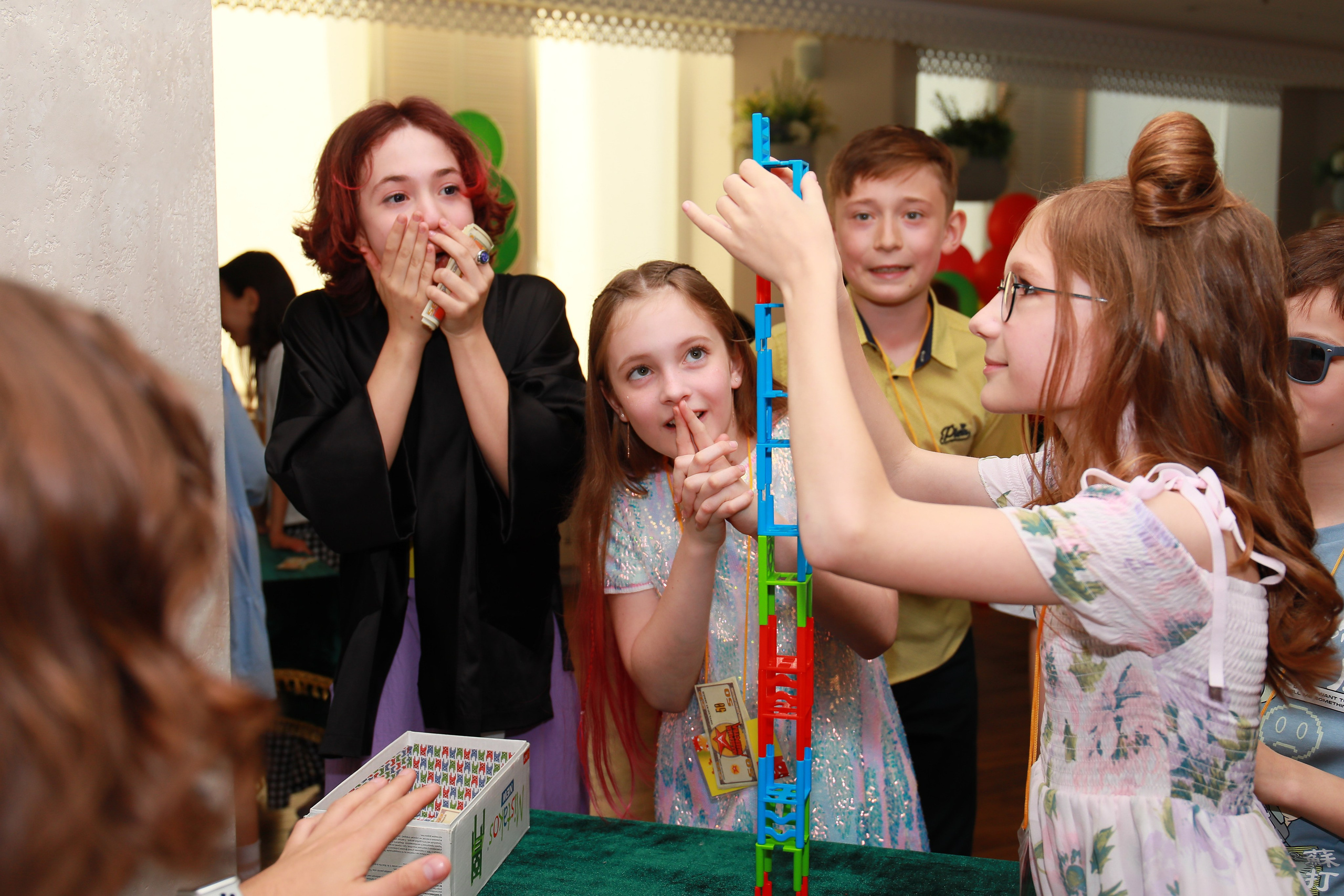 Выпускной 4 класс (Р-н Разговоры на крыше). Детский семейный фотограф Краснодар